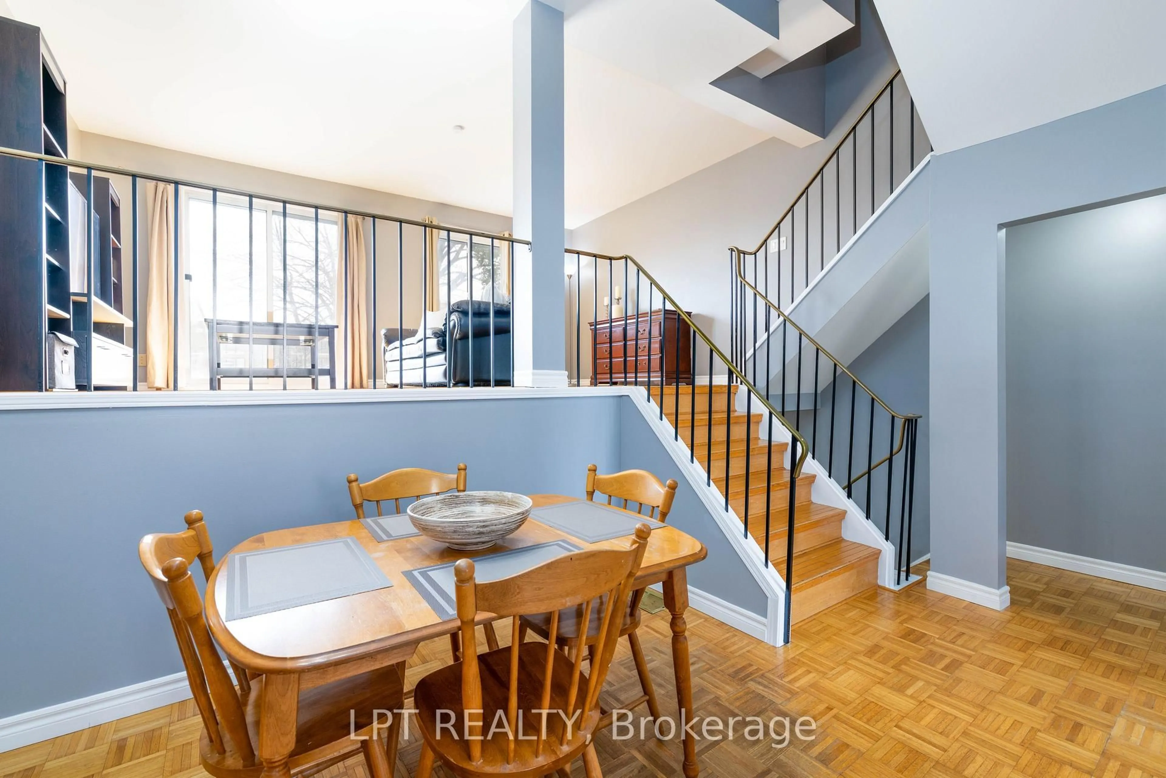 Dining room, unknown for 2315 Bromsgrove Rd #117, Mississauga Ontario L5J 4A6