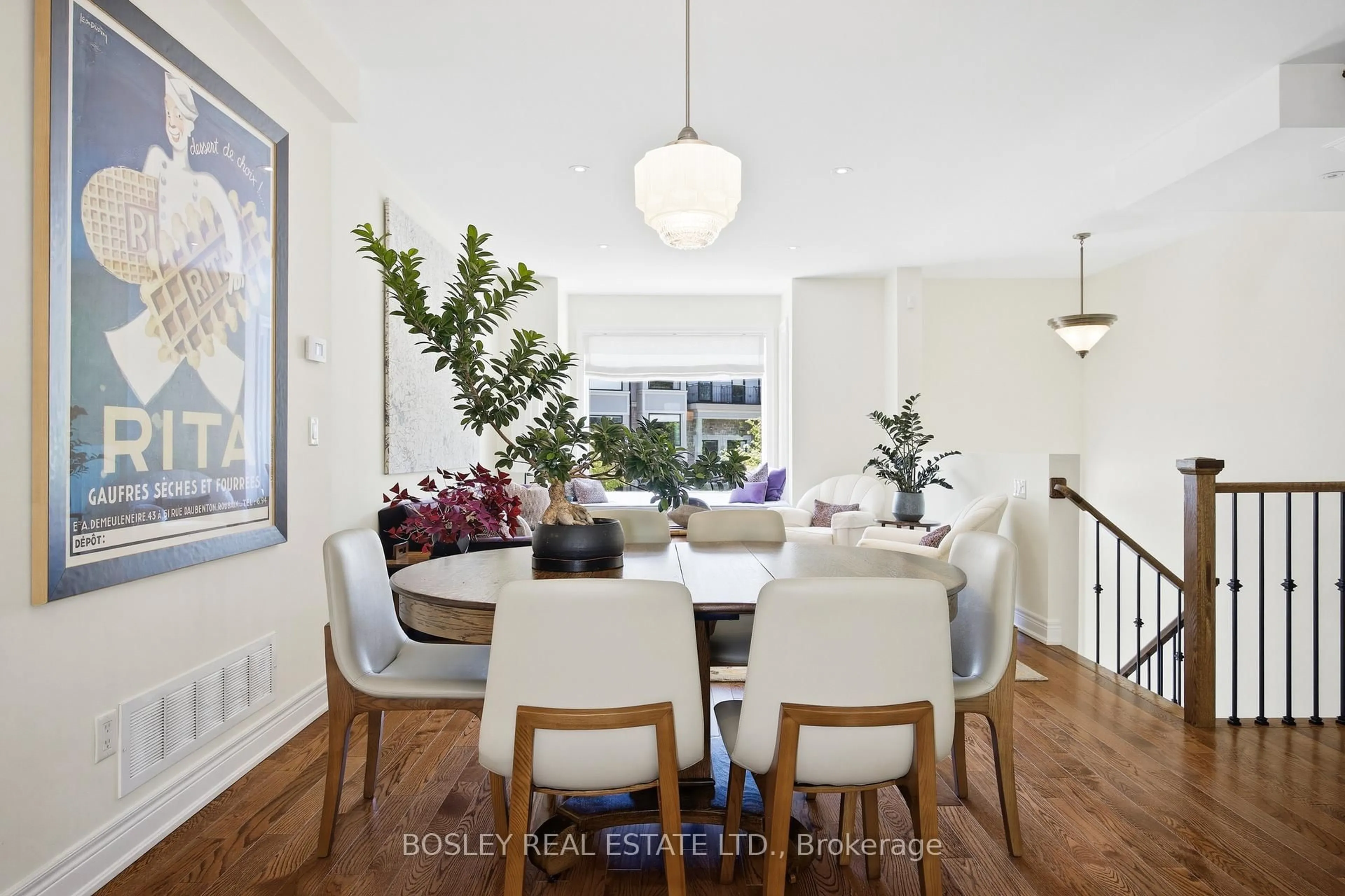 Dining room, unknown for 17 Matthew Crt, Toronto Ontario M9B 0C1