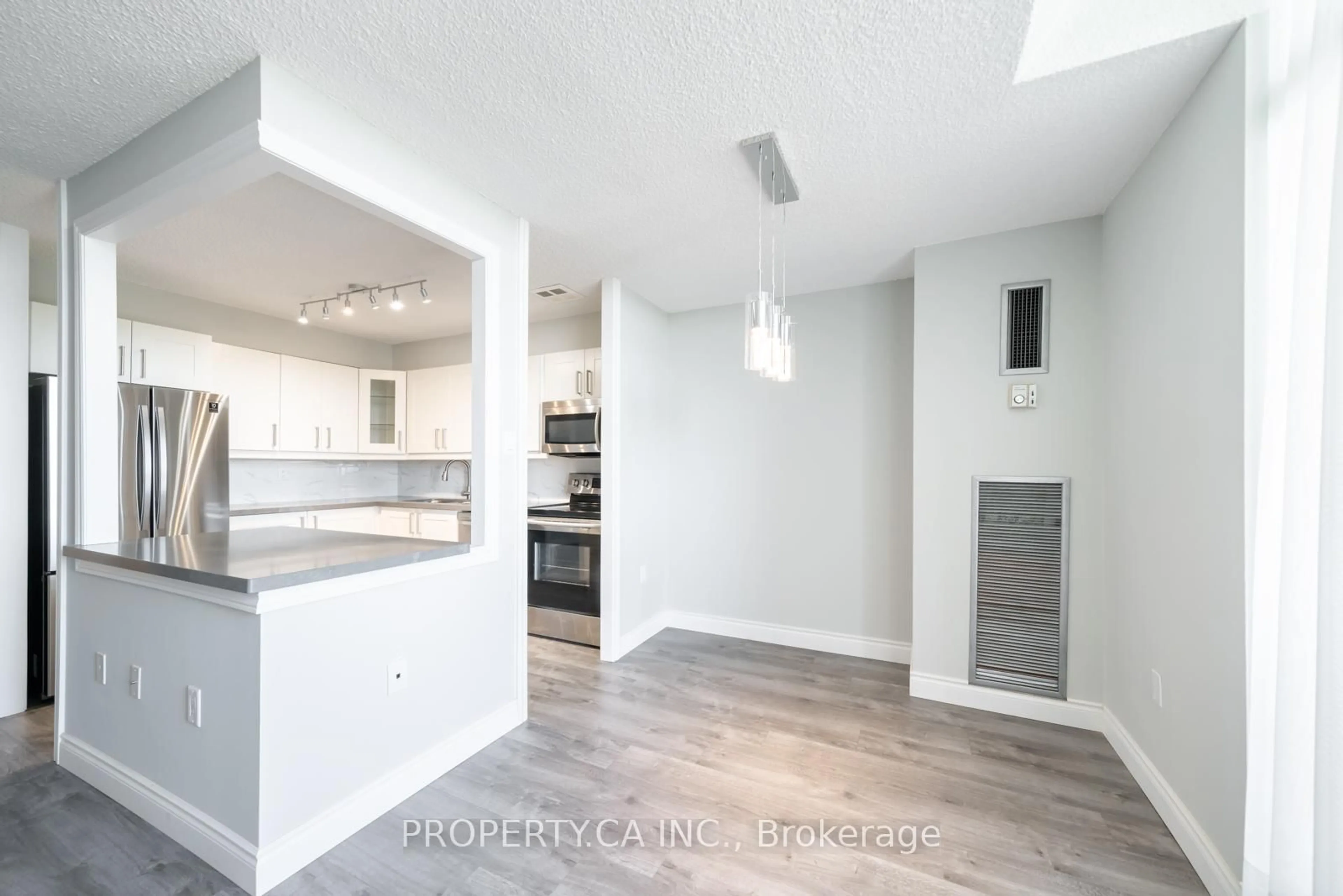 Open concept kitchen, unknown for 355 Rathburn Rd #1204, Mississauga Ontario L4Z 1H4