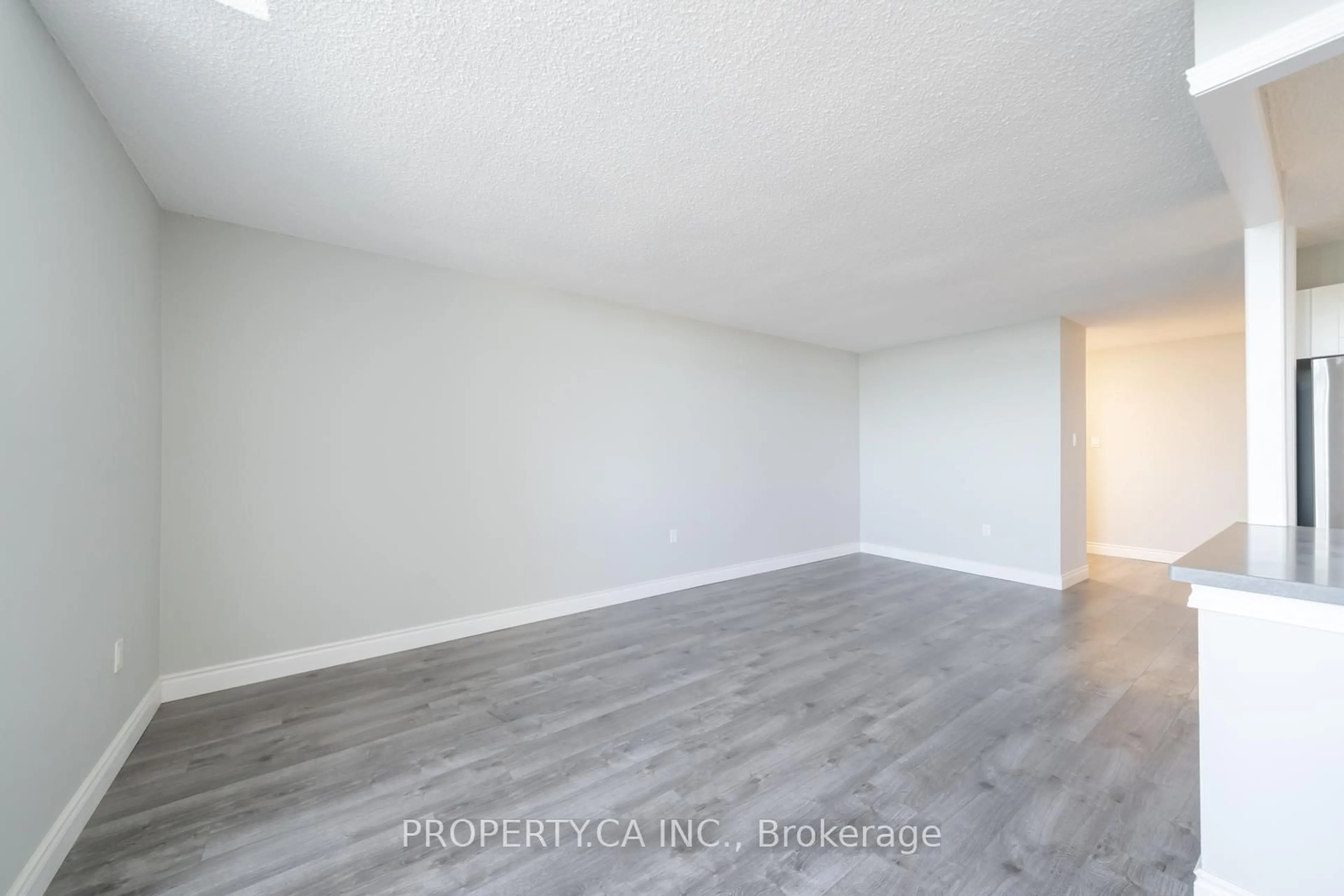 A pic of a room for 355 Rathburn Rd #1204, Mississauga Ontario L4Z 1H4