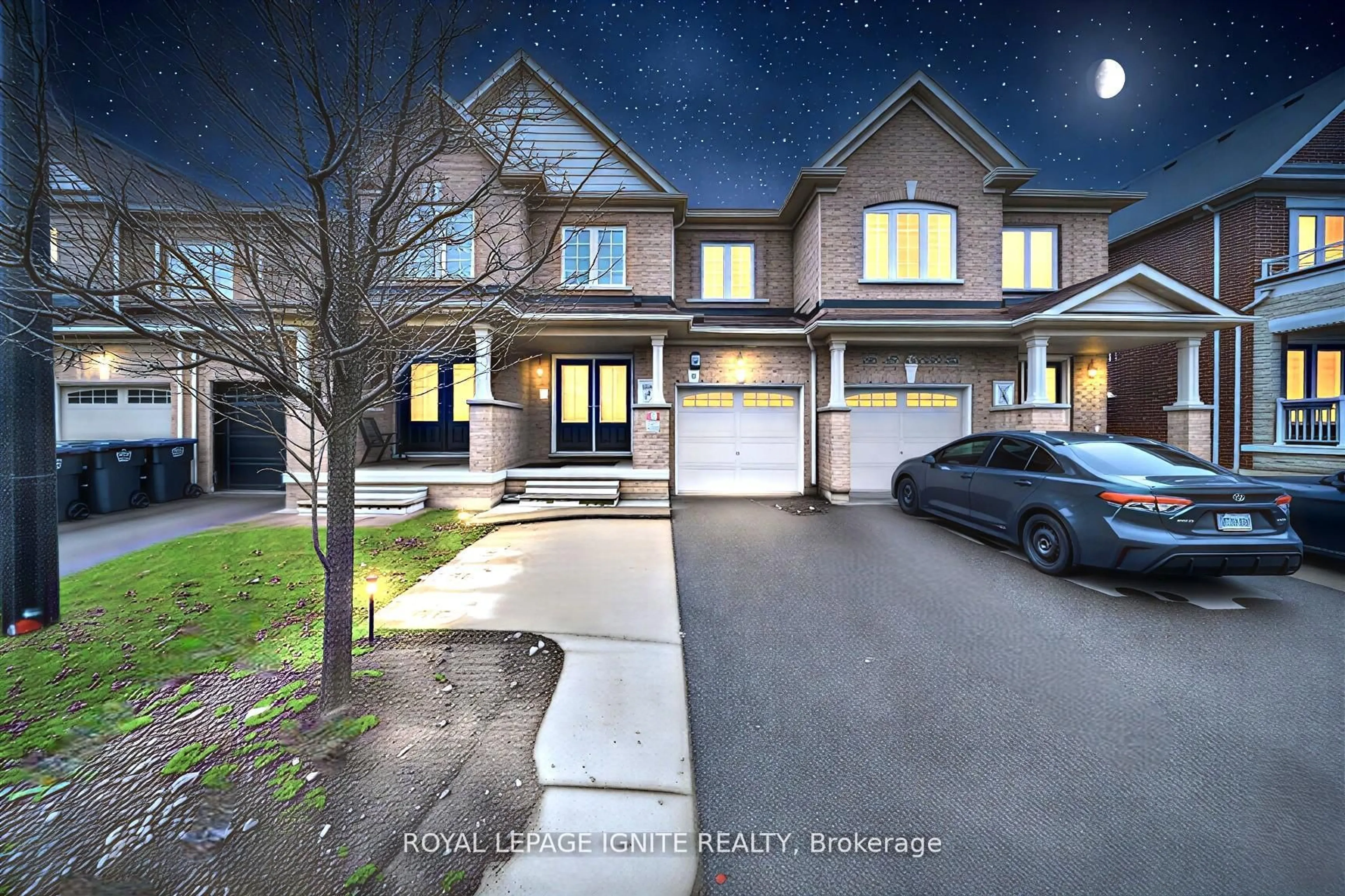 A pic from outside/outdoor area/front of a property/back of a property/a pic from drone, street for 14 Hoover Rd, Brampton Ontario L7A 4L2
