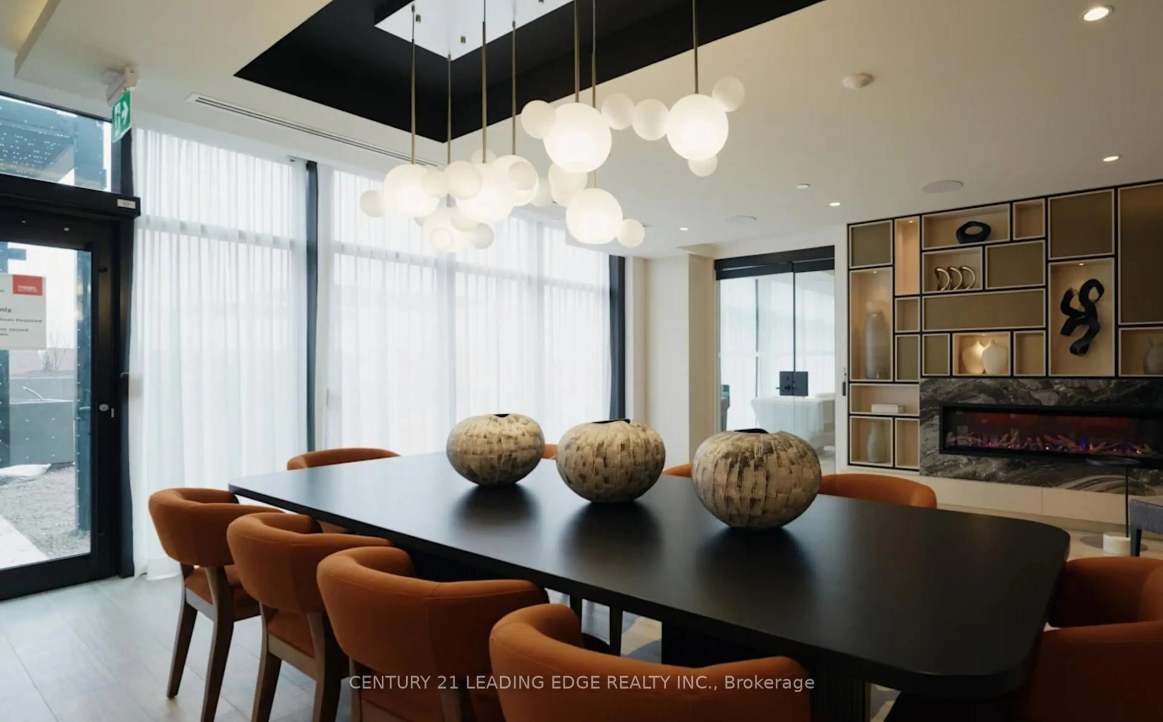 Dining room, wood/laminate floor for 858 Dupont St #313, Toronto Ontario M6G 0C1