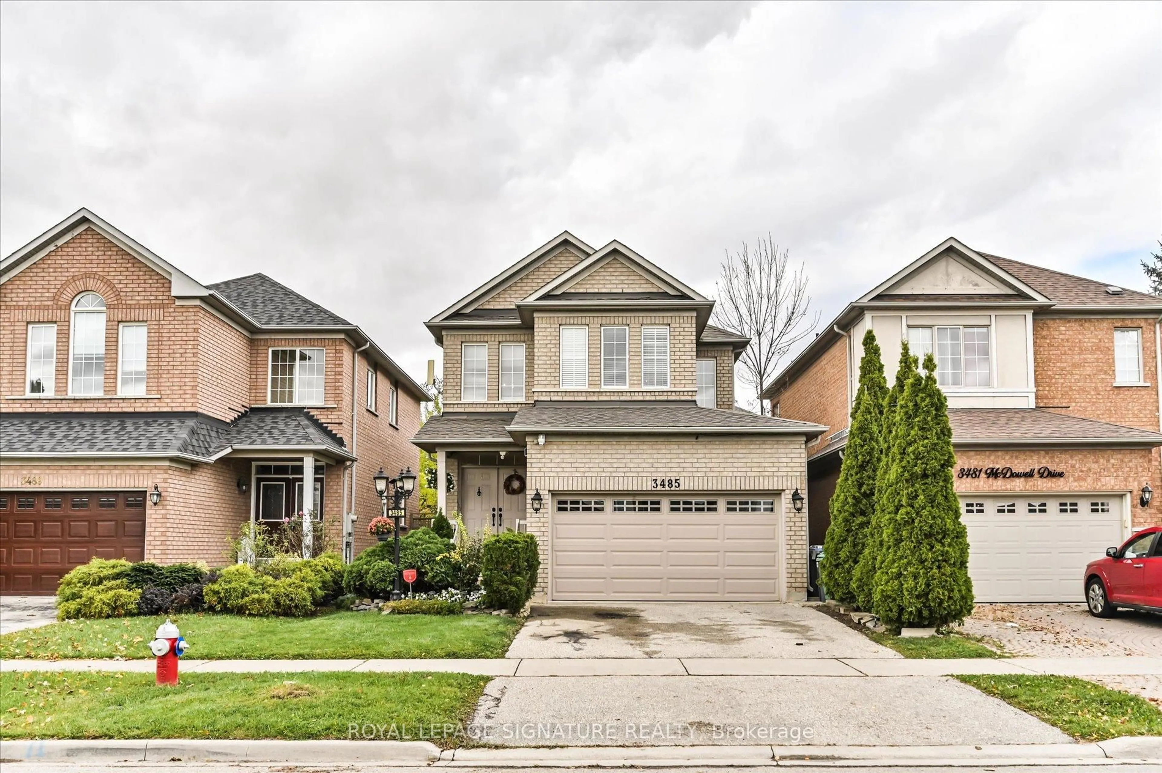 Home with brick exterior material, street for 3485 Mcdowell Dr, Mississauga Ontario L5M 6R6