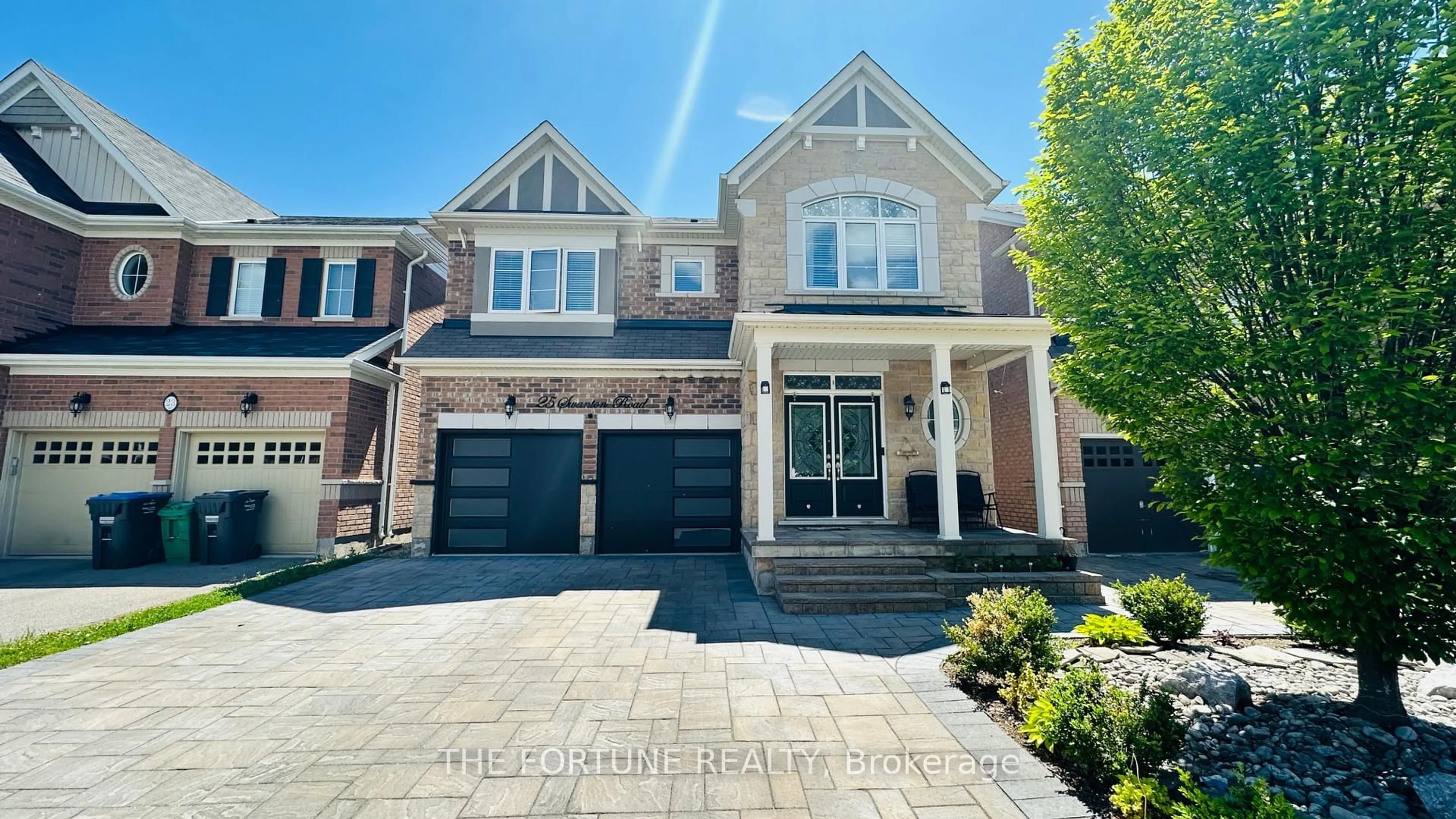 Home with brick exterior material, street for 25 Swanton Rd, Brampton Ontario L6X 5J1