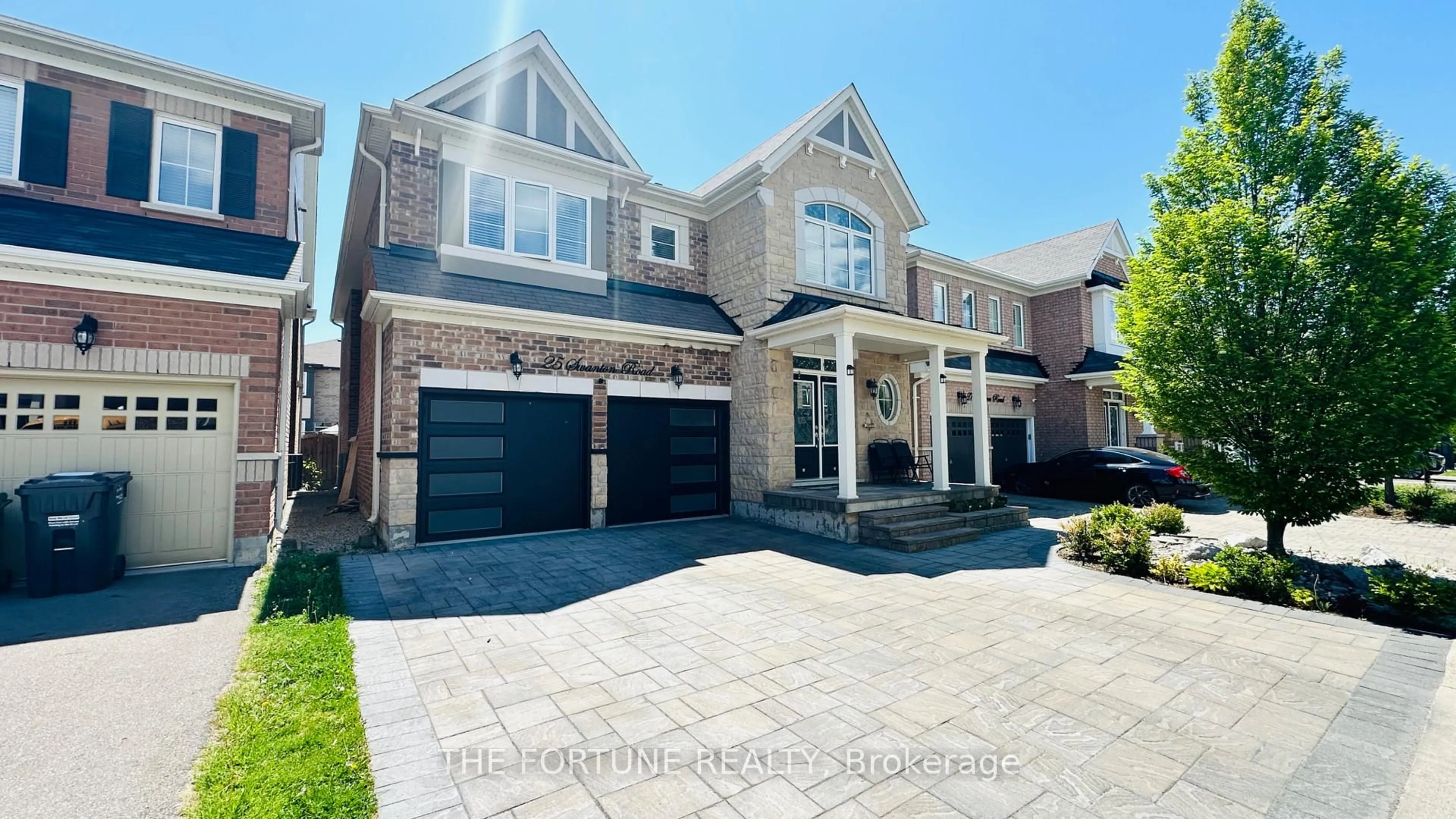 Home with brick exterior material, street for 25 Swanton Rd, Brampton Ontario L6X 5J1