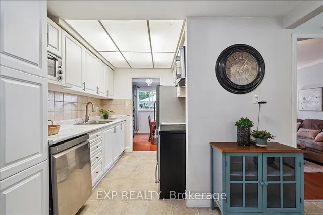 65 Greenwich Circ, Brampton 5