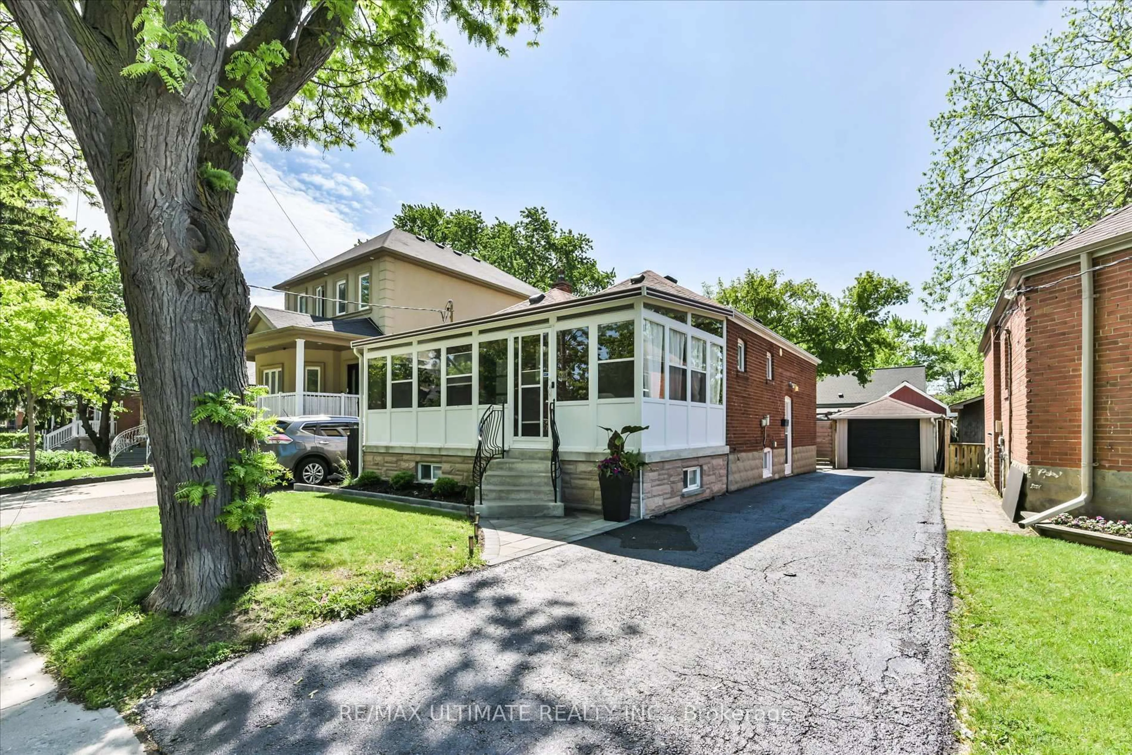 Home with brick exterior material, street for 205 William St, Toronto Ontario M9N 2H2