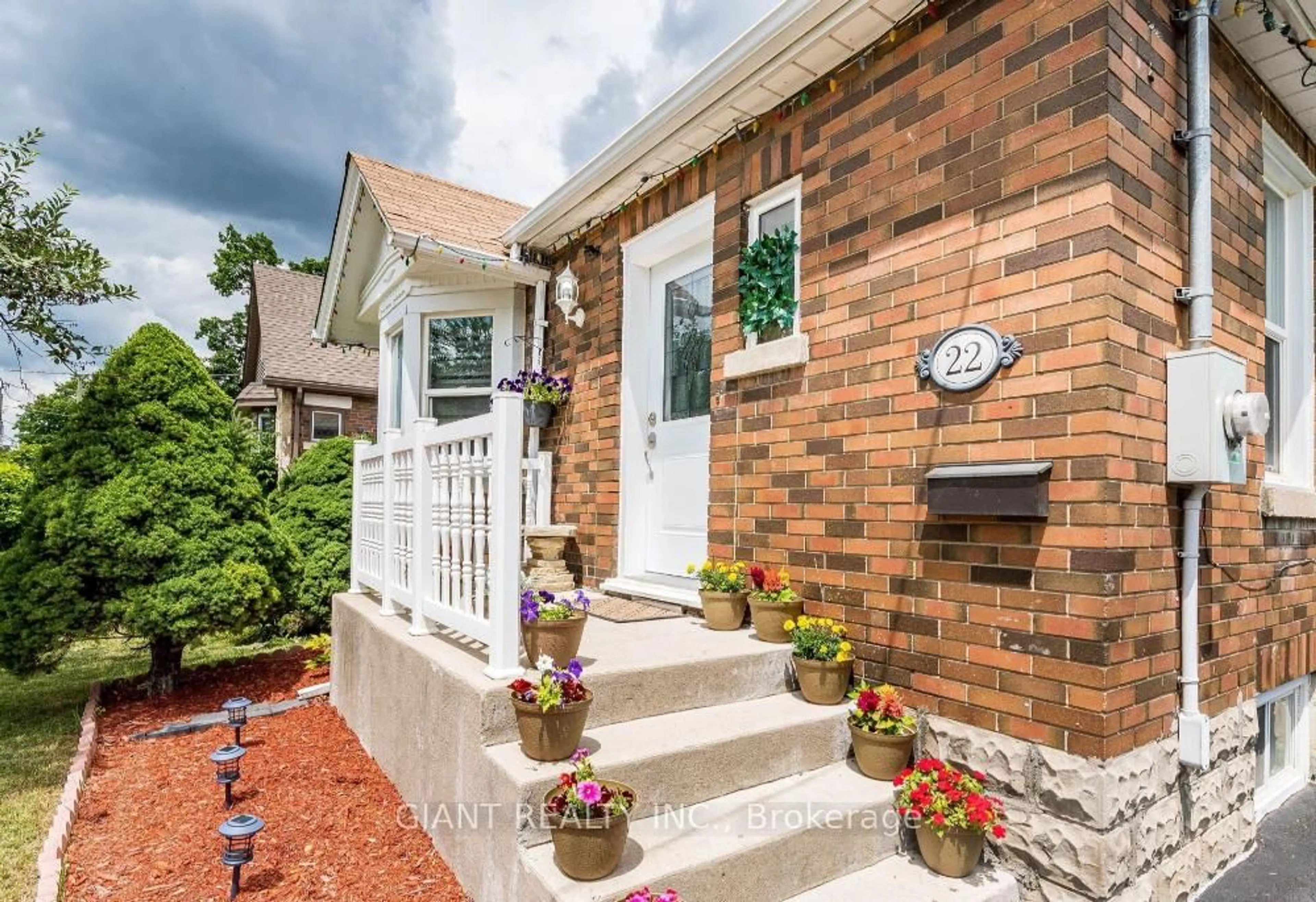 Home with brick exterior material, street for 22 West St, Brampton Ontario L6X 1V7