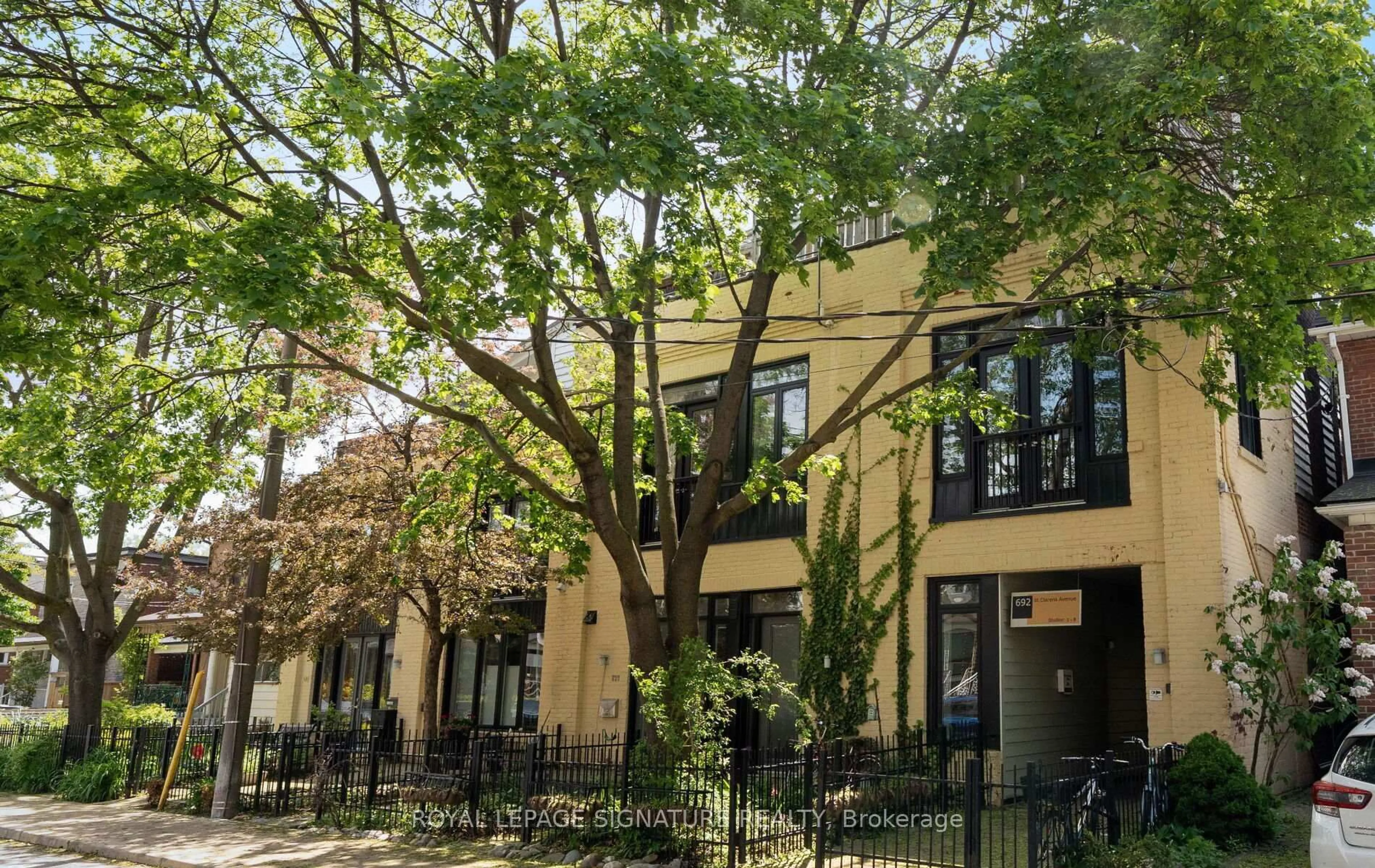 Patio, street for 692 St. Clarens Ave #7, Toronto Ontario M6H 3X1