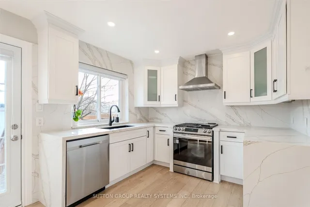 2280 Wiseman Crt, Mississauga 4