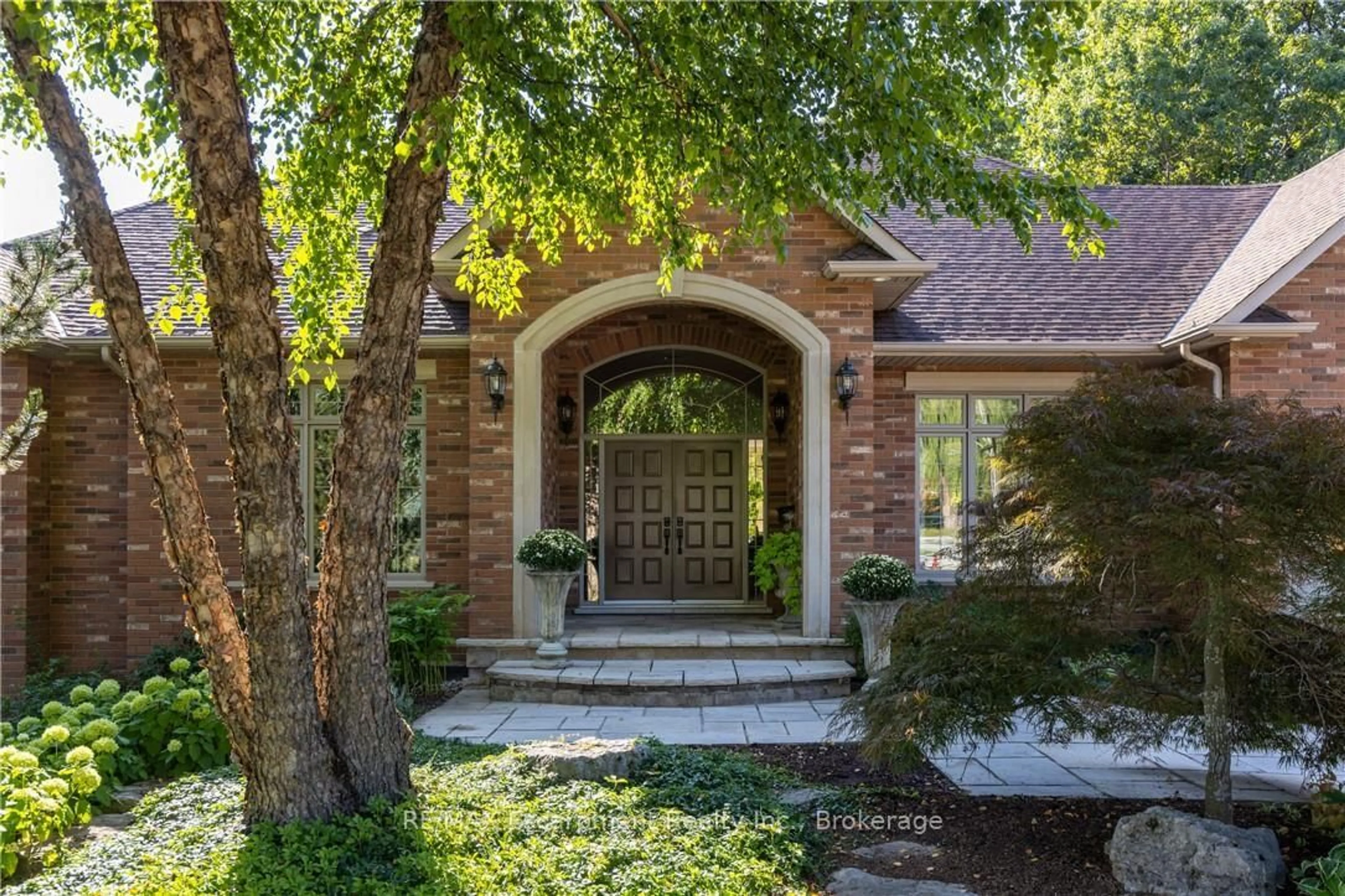 Home with brick exterior material, street for 1285 Beaufort Dr, Burlington Ontario L7P 4V9