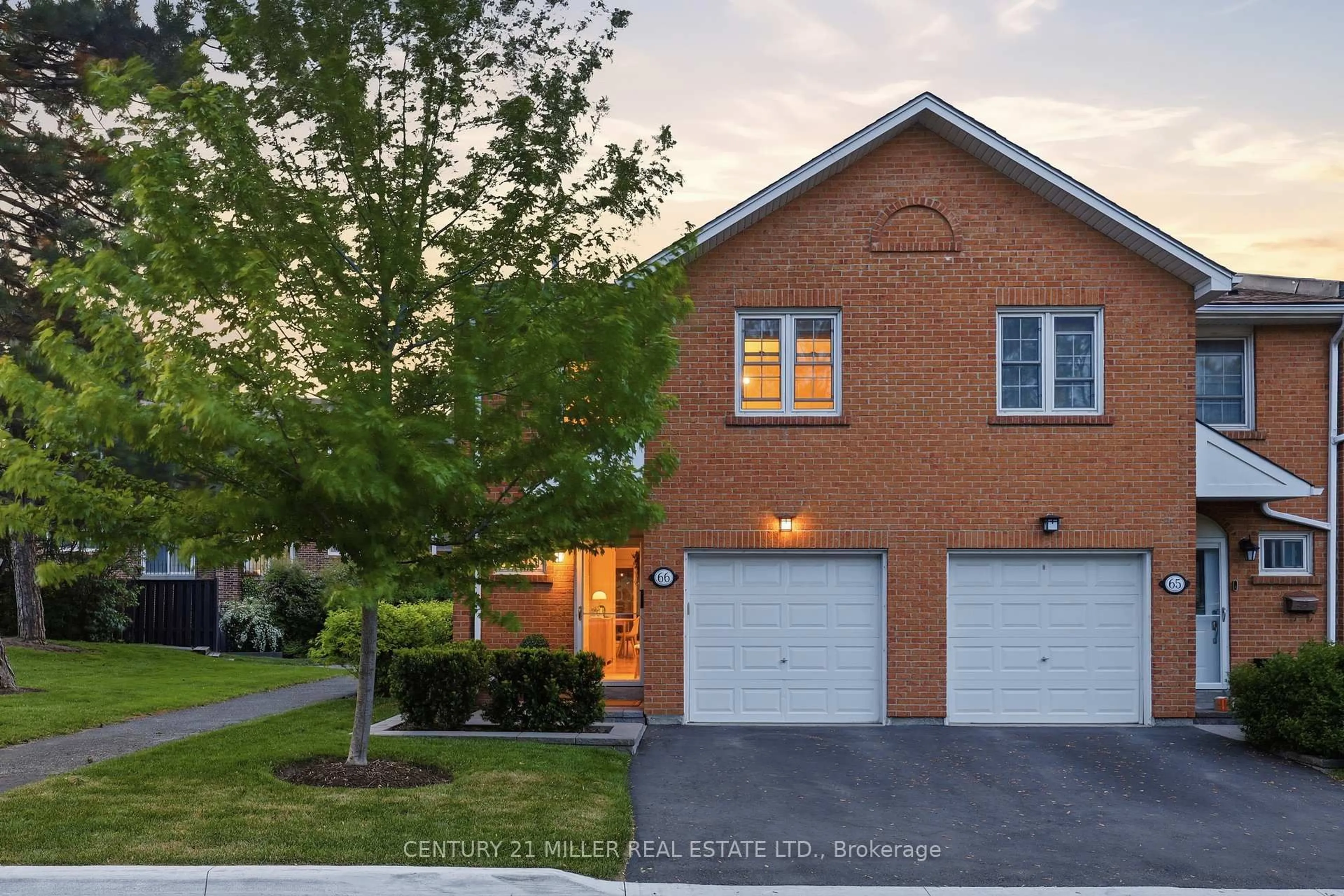 Home with brick exterior material, street for 1951 Rathburn Rd #66, Mississauga Ontario L4W 2N9