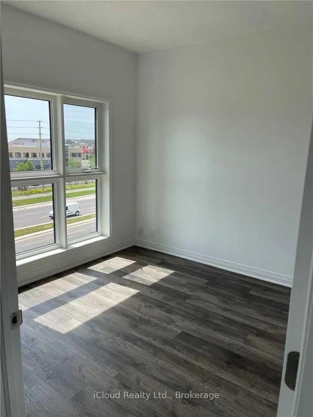 102 Grovewood Common Dr #320, Oakville 3