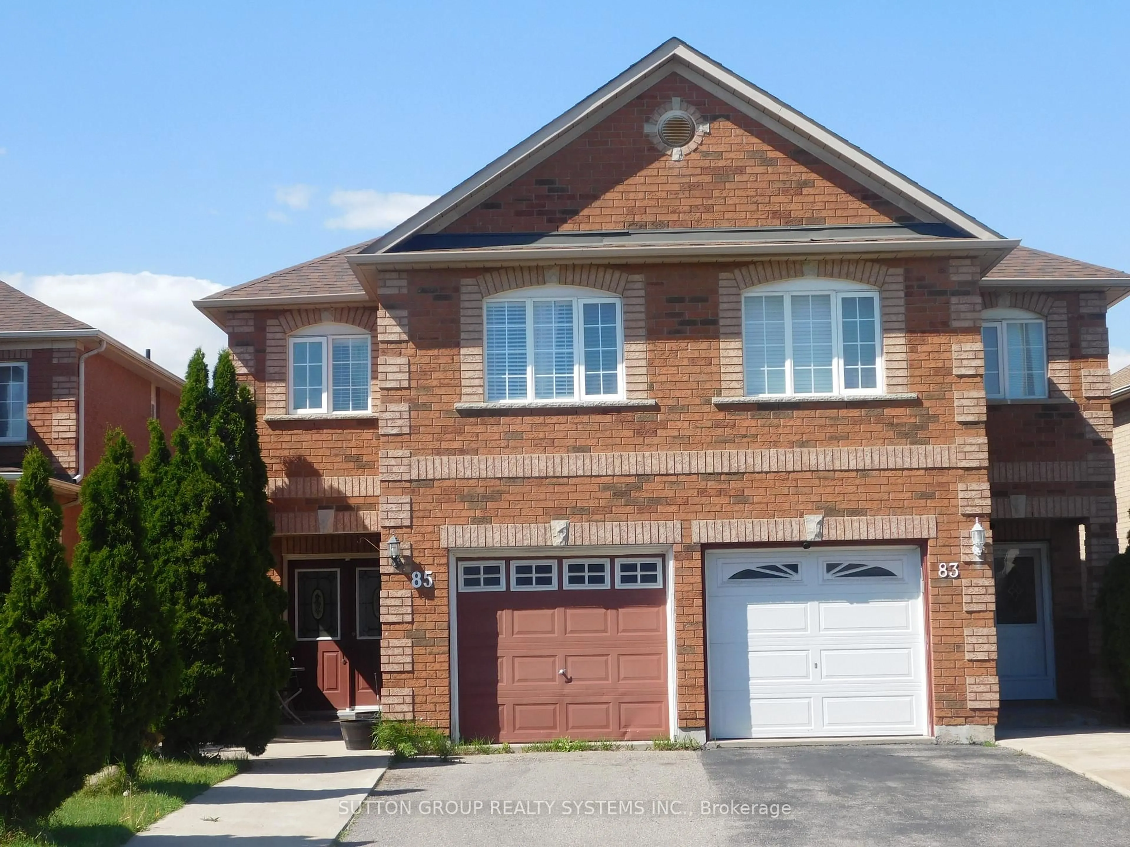 Home with brick exterior material, street for 85 Weather Vane Lane, Brampton Ontario L6X 4R4