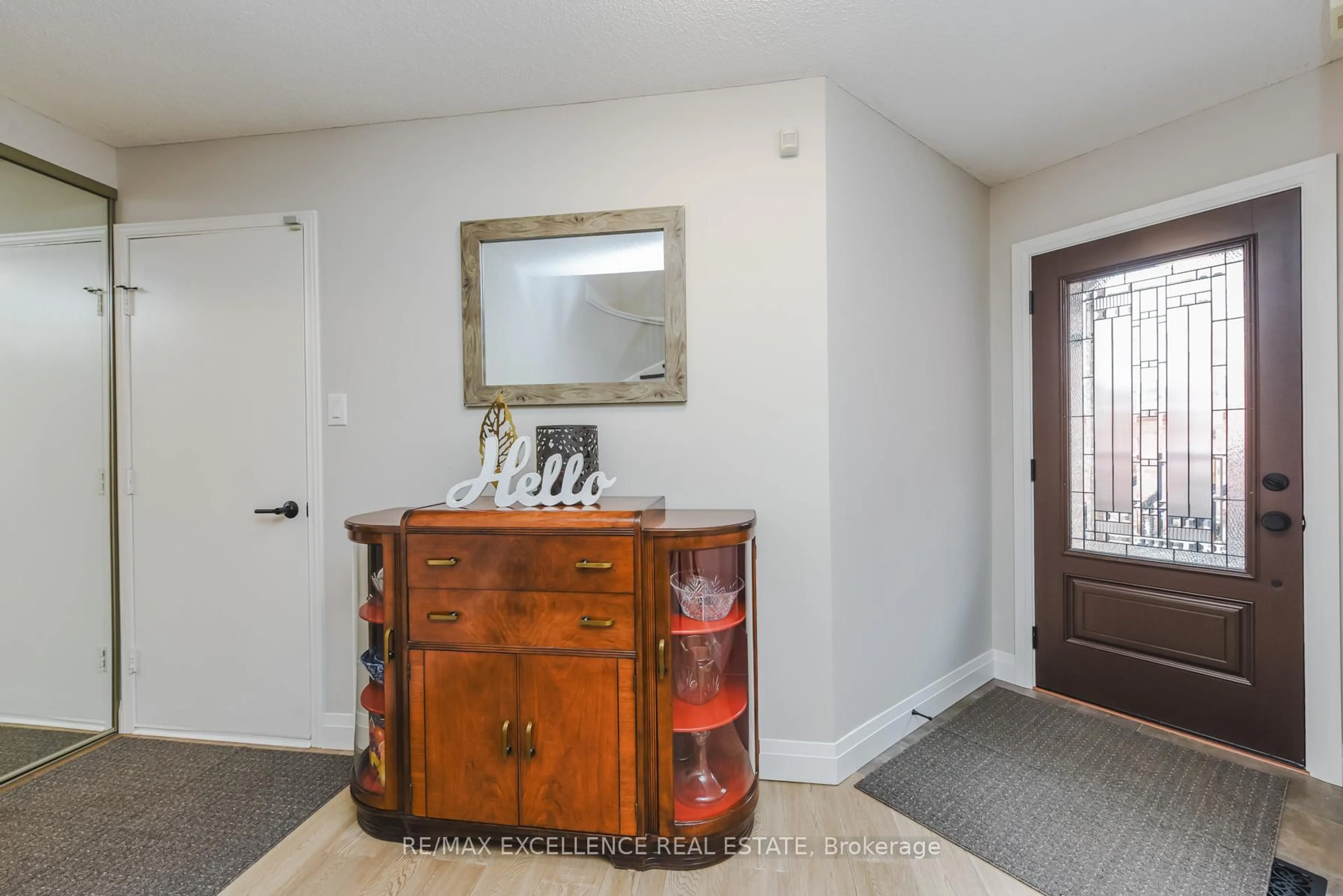 Indoor entryway for 62 Atkins Circ, Brampton Ontario L6X 4B5