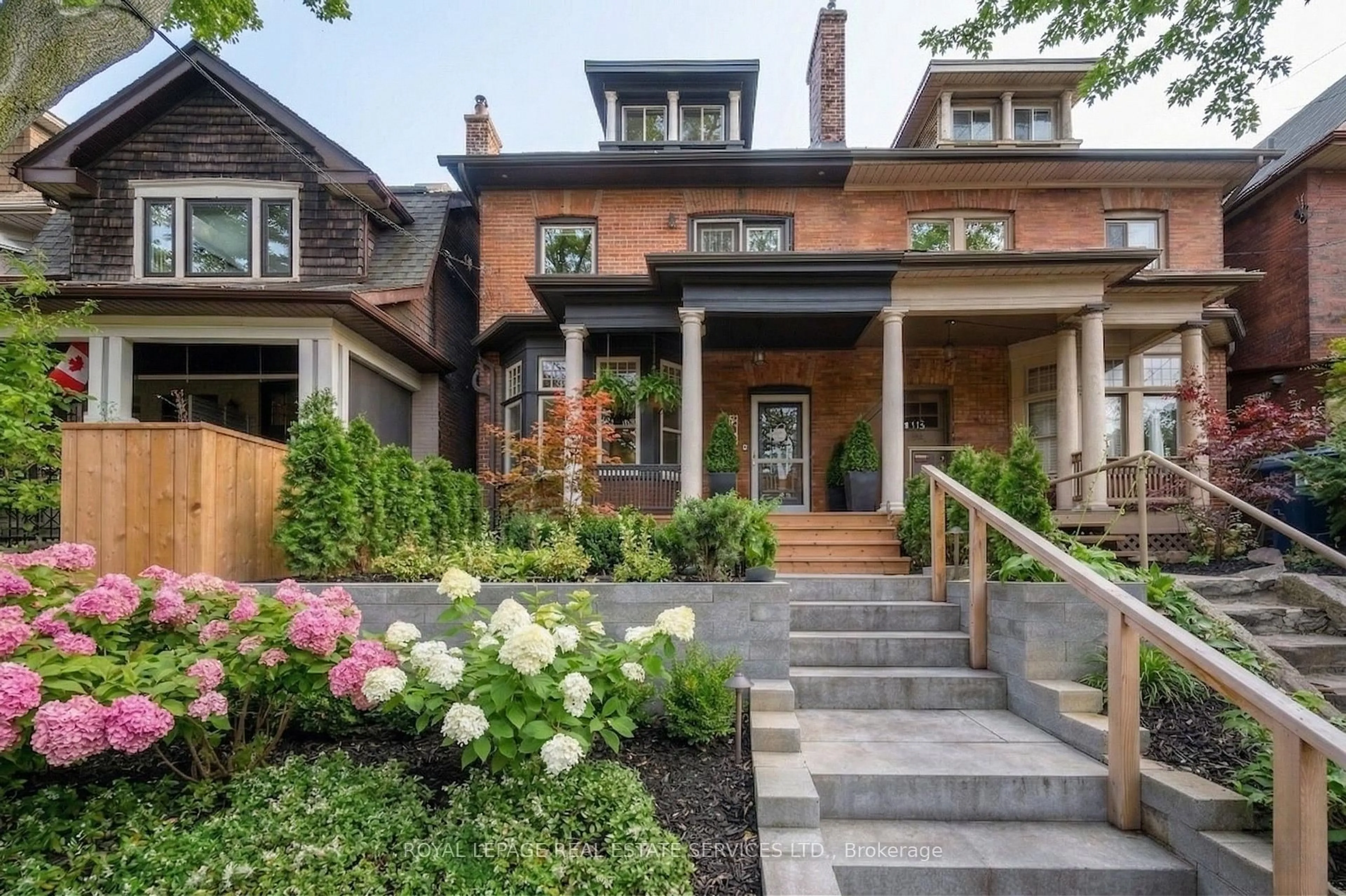 Home with brick exterior material, street for 29 Parkside Dr, Toronto Ontario M6R 2Y7
