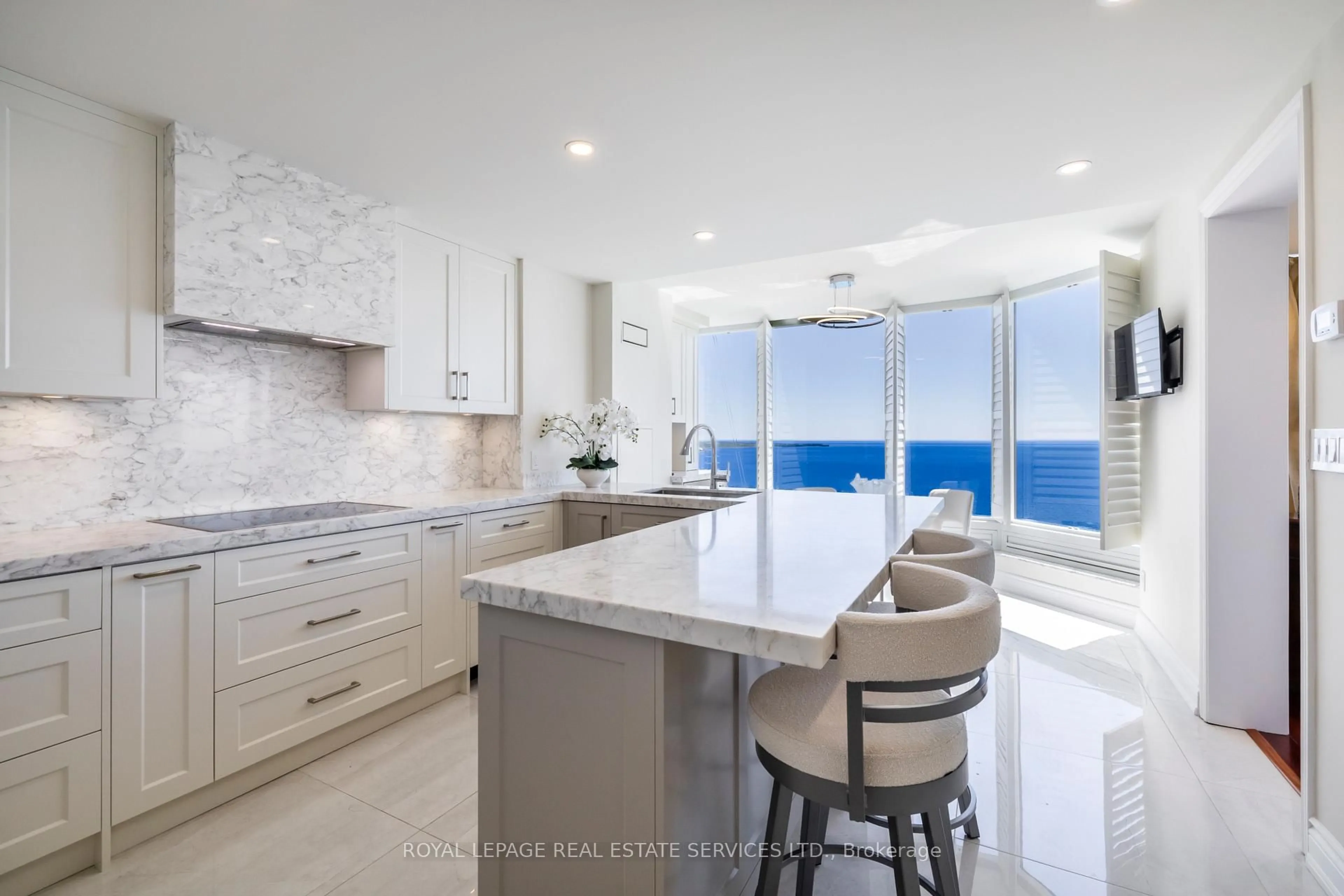 Contemporary kitchen, ceramic/tile floor for 1 Palace Pier Crt #4006, Toronto Ontario M8V 3W9