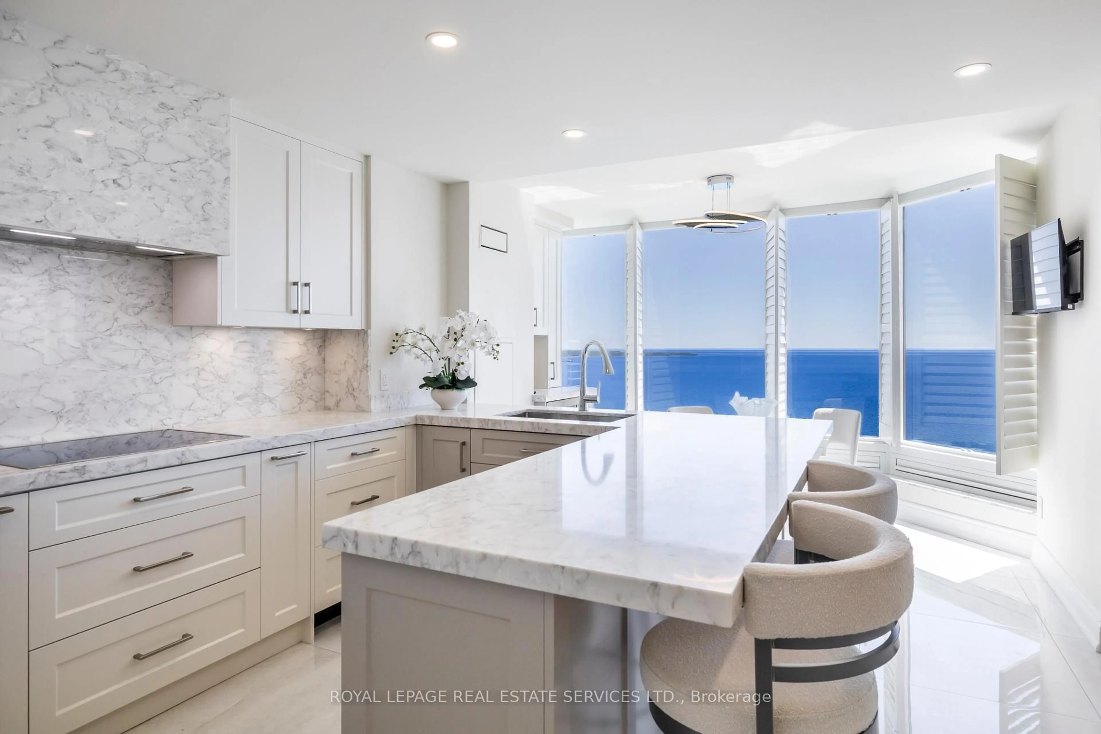 Contemporary kitchen, ceramic/tile floor for 1 Palace Pier Crt #4006, Toronto Ontario M8V 3W9