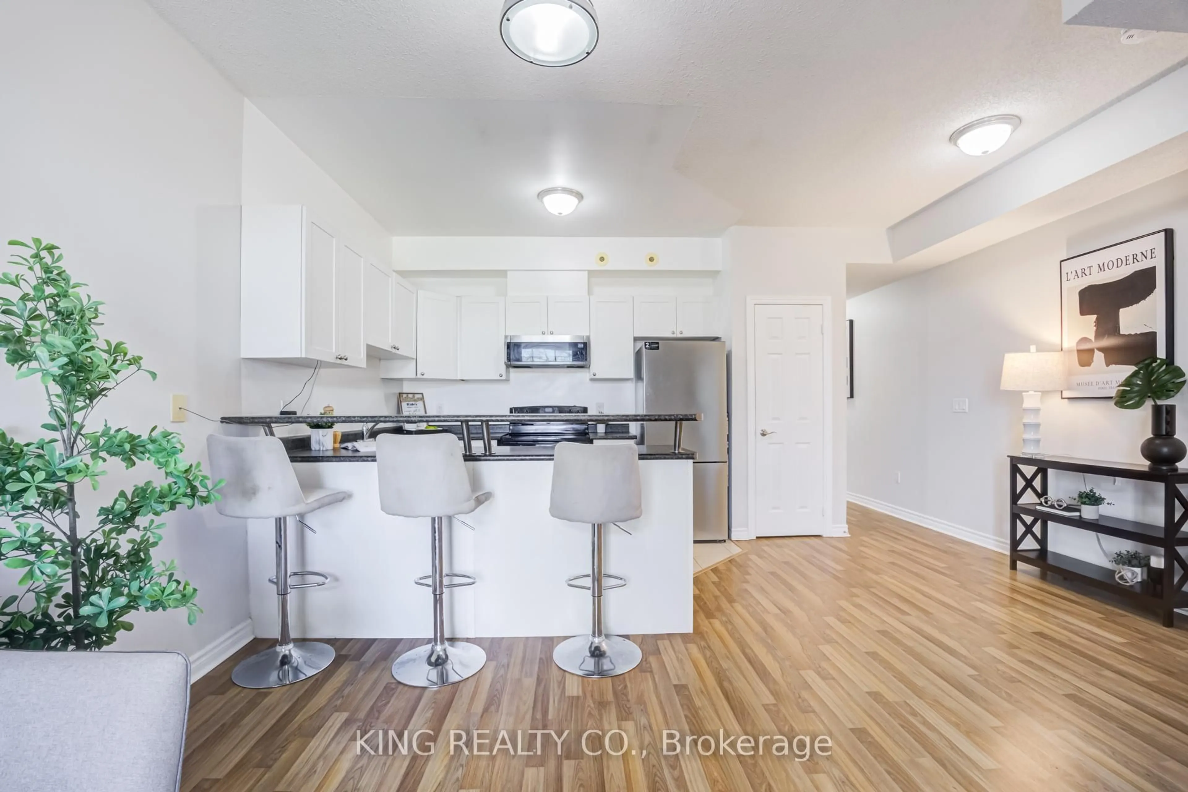 Standard kitchen, wood/laminate floor for 36 Gibson Ave #27, Toronto Ontario M9N 0A5