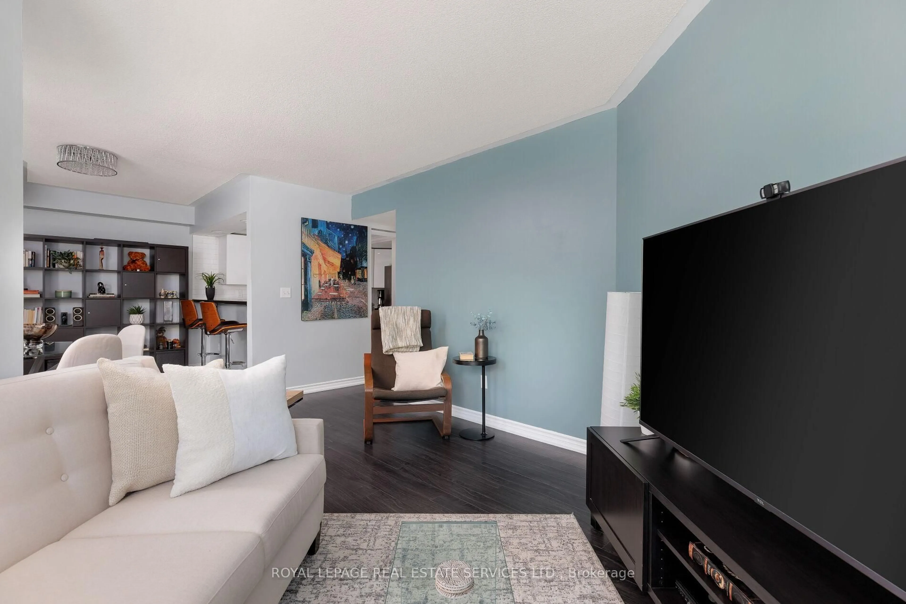 Living room with furniture, unknown for 75 Bristol Rd #174, Mississauga Ontario L4Z 3P2