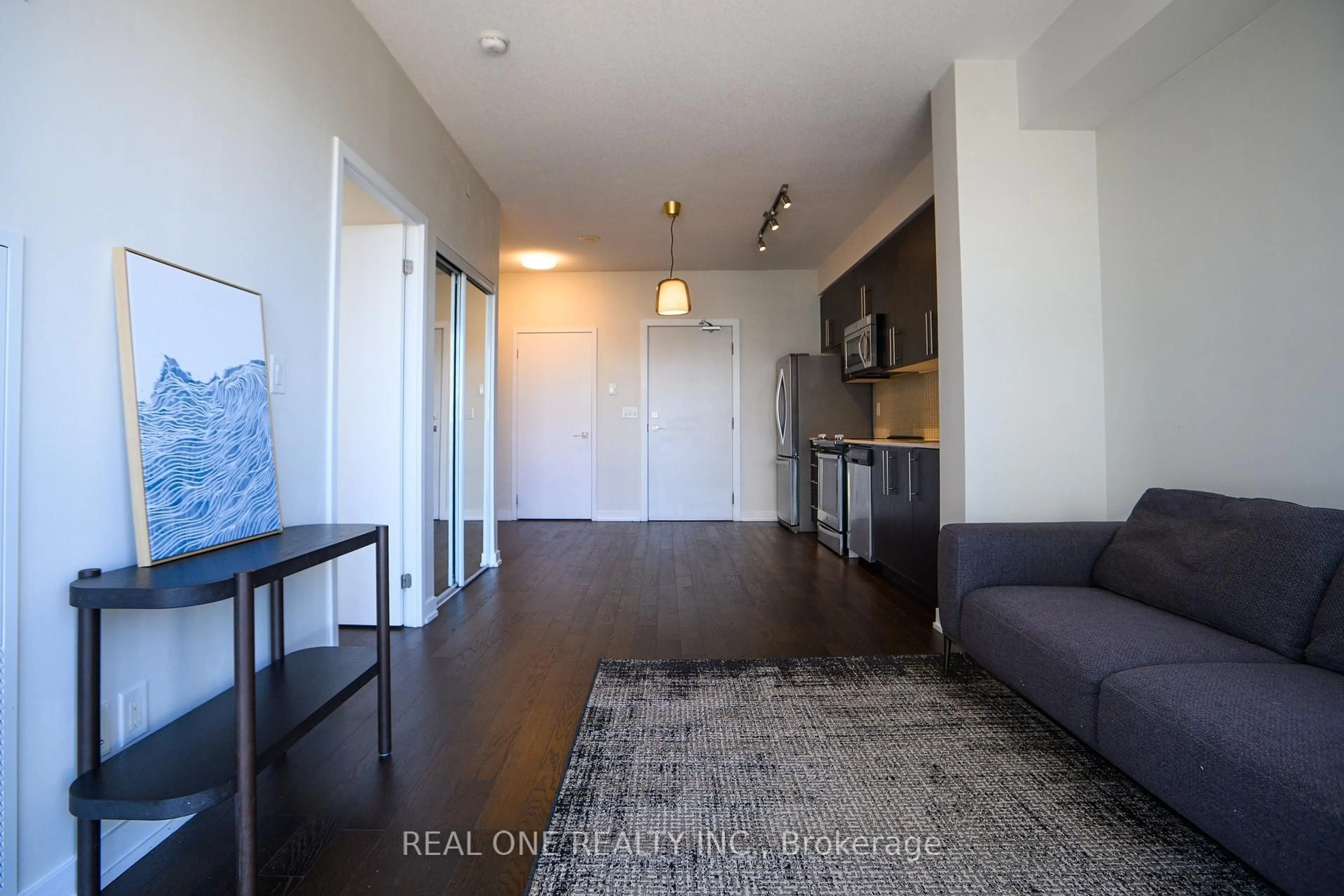 A pic of a room for 510 Curran Pl #1410, Mississauga Ontario L5B 0J8