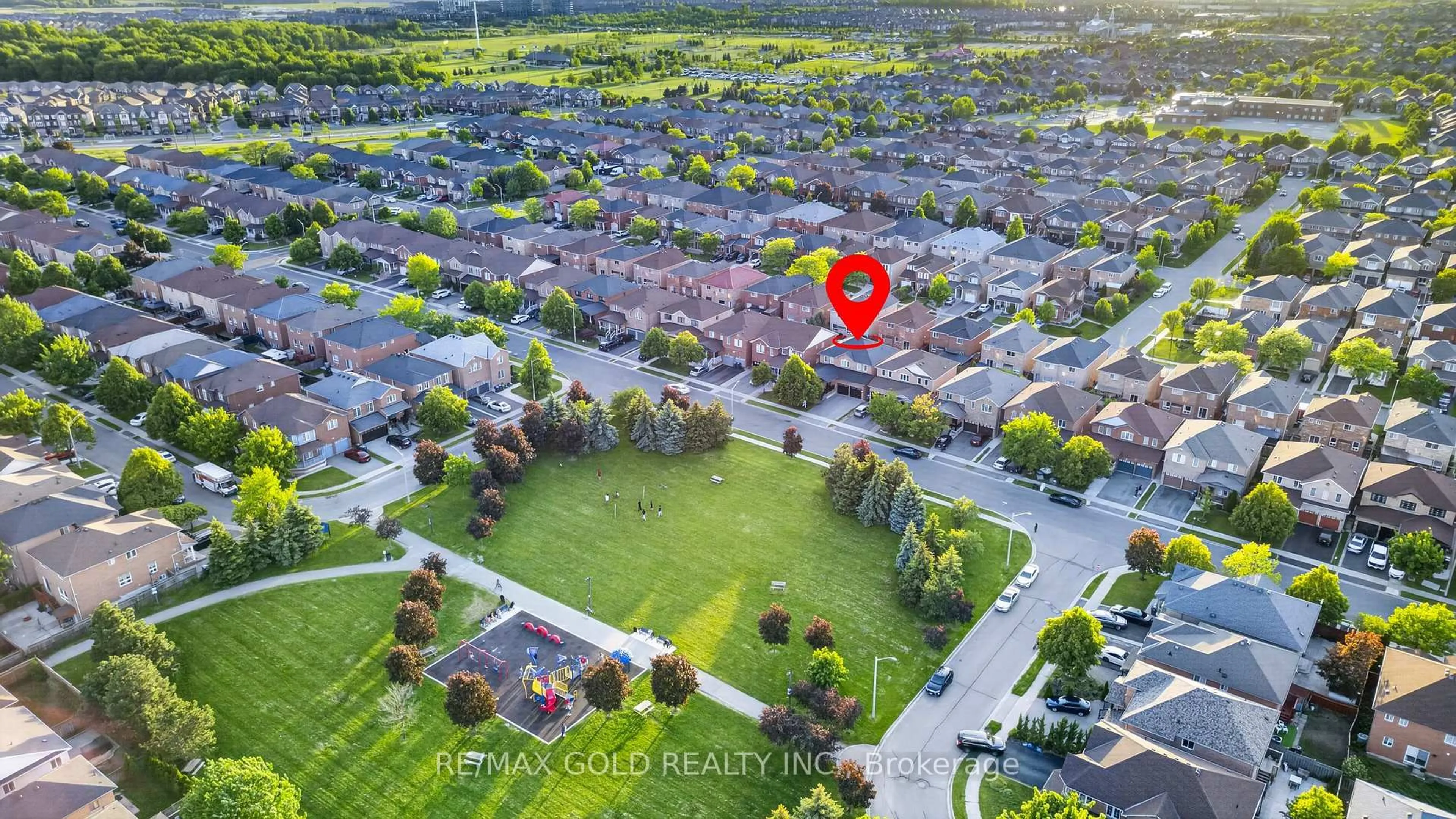 A pic from outside/outdoor area/front of a property/back of a property/a pic from drone, street for 50 Fairhill Ave, Brampton Ontario L7A 2E7