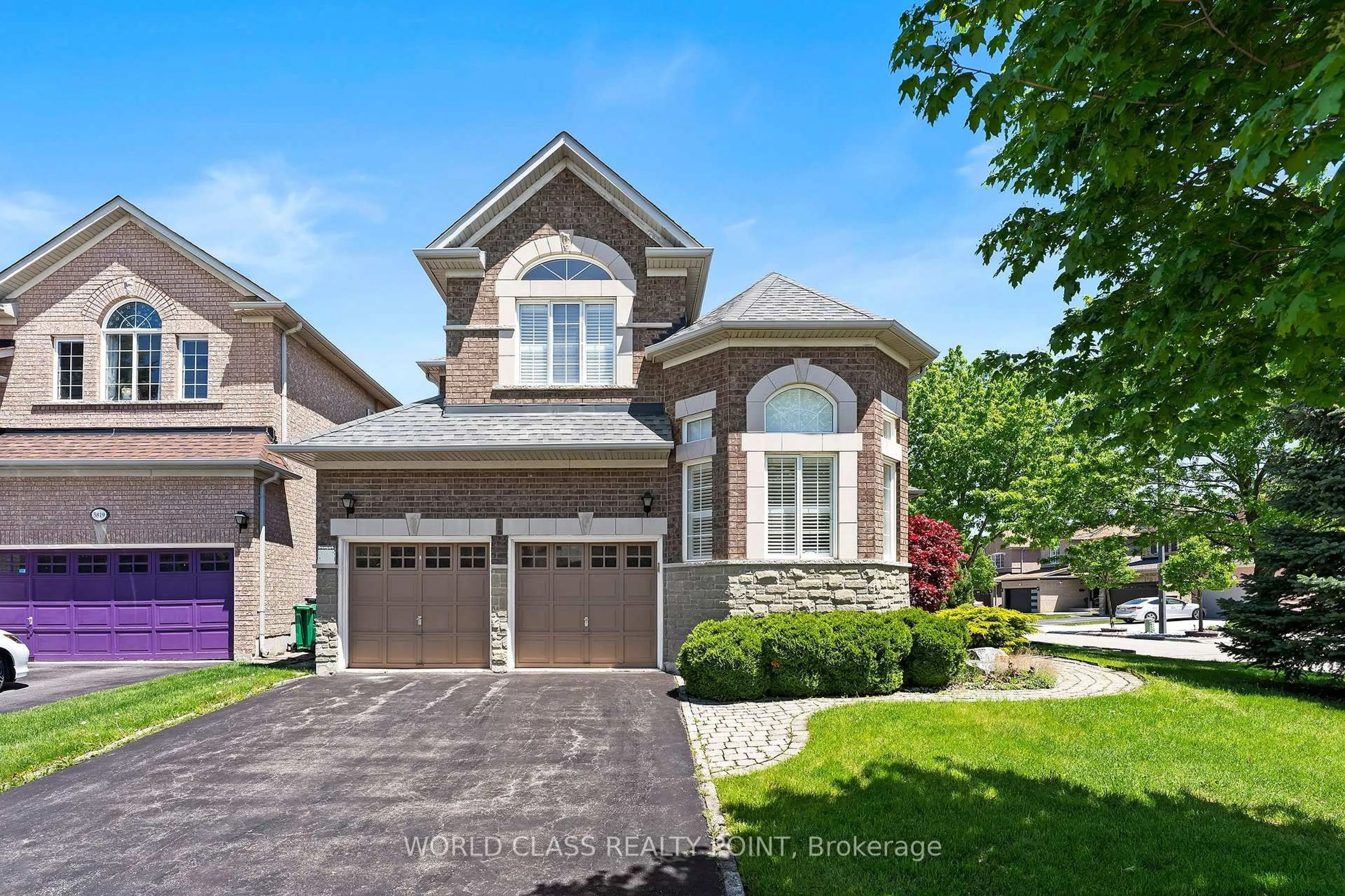 Home with brick exterior material, street for 3795 Lacman Tr, Mississauga Ontario L5M 6X8