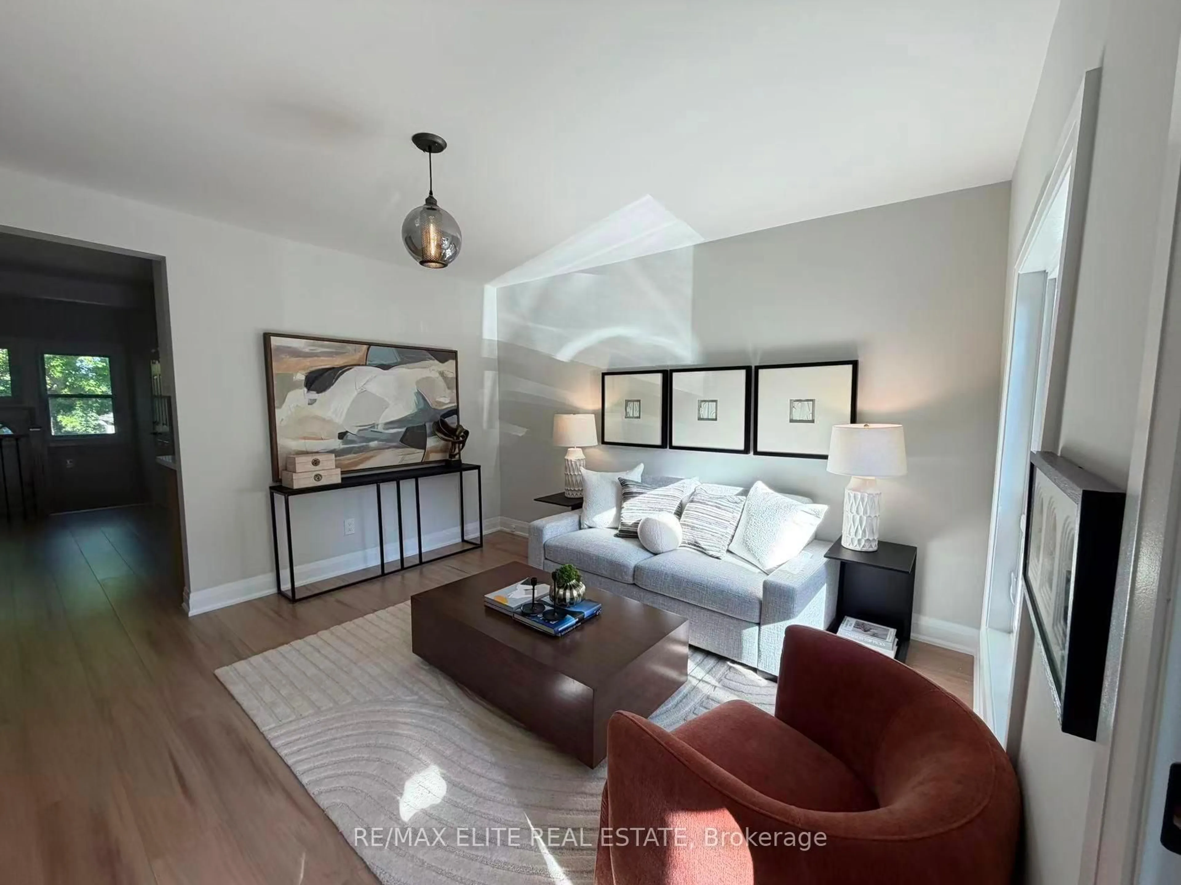 Living room with furniture, unknown for 9 Woodford Park Rd, Toronto Ontario M8Y 3E7