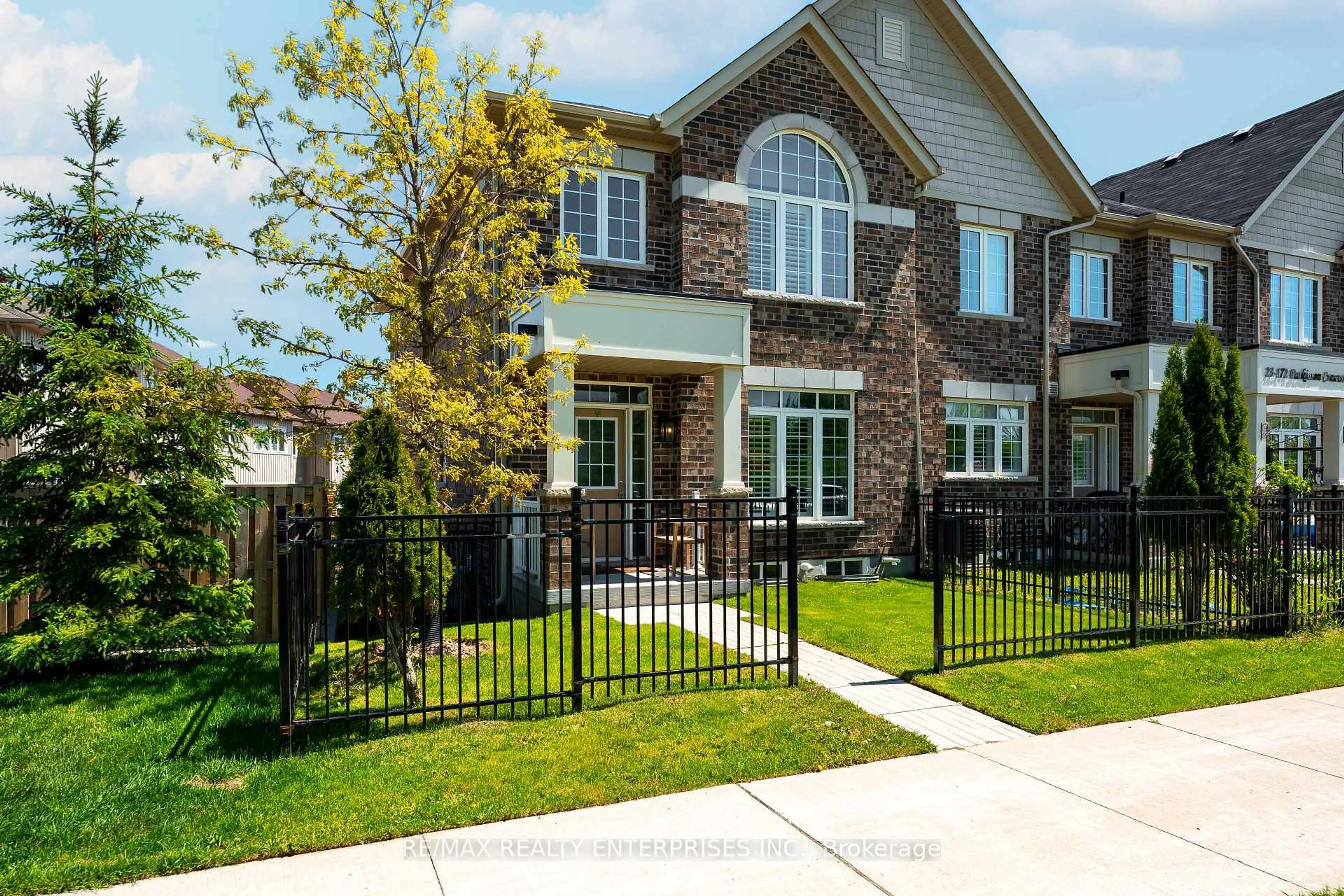 Home with brick exterior material, street for 172 Parkinson Cres #25, Orangeville Ontario L9W 6X3
