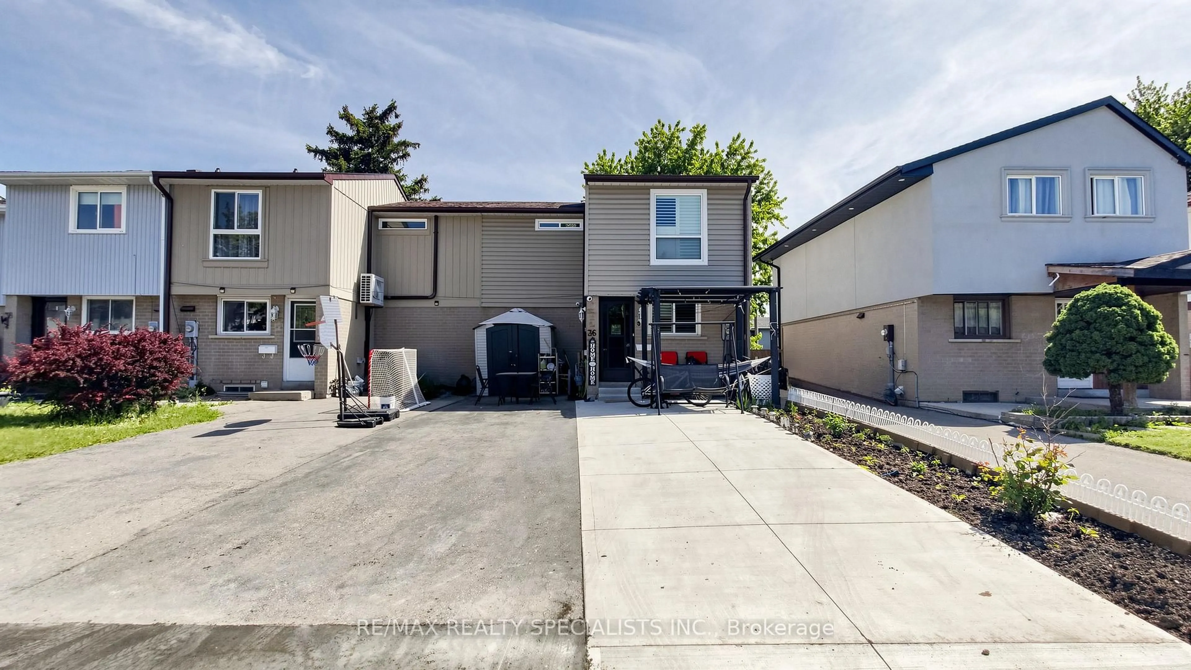 Unknown for 36 Grand Rapids Sq, Brampton Ontario L6S 2J5