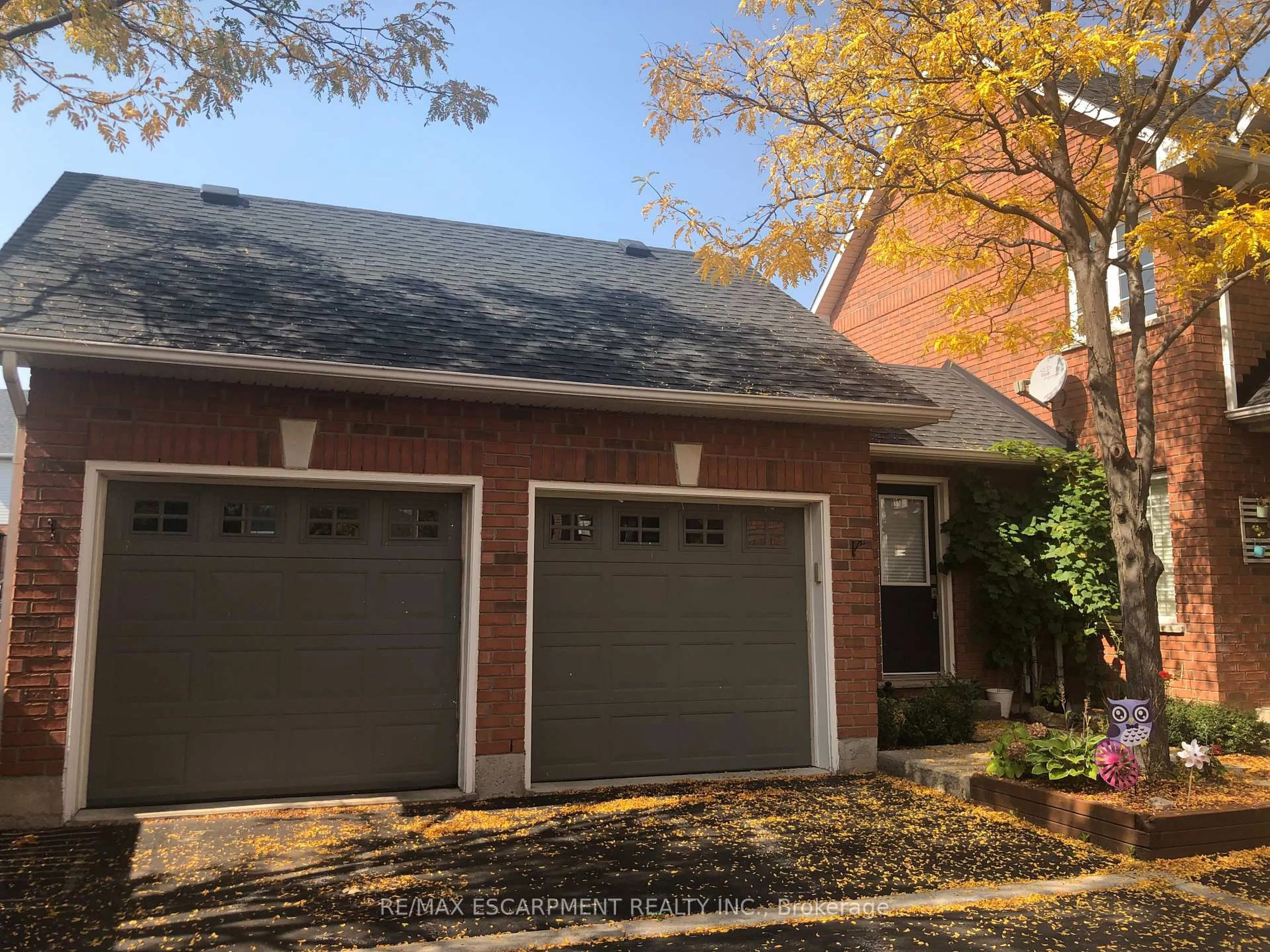 Home with brick exterior material, street for 1745 Creek Way #7, Burlington Ontario L7L 7E1