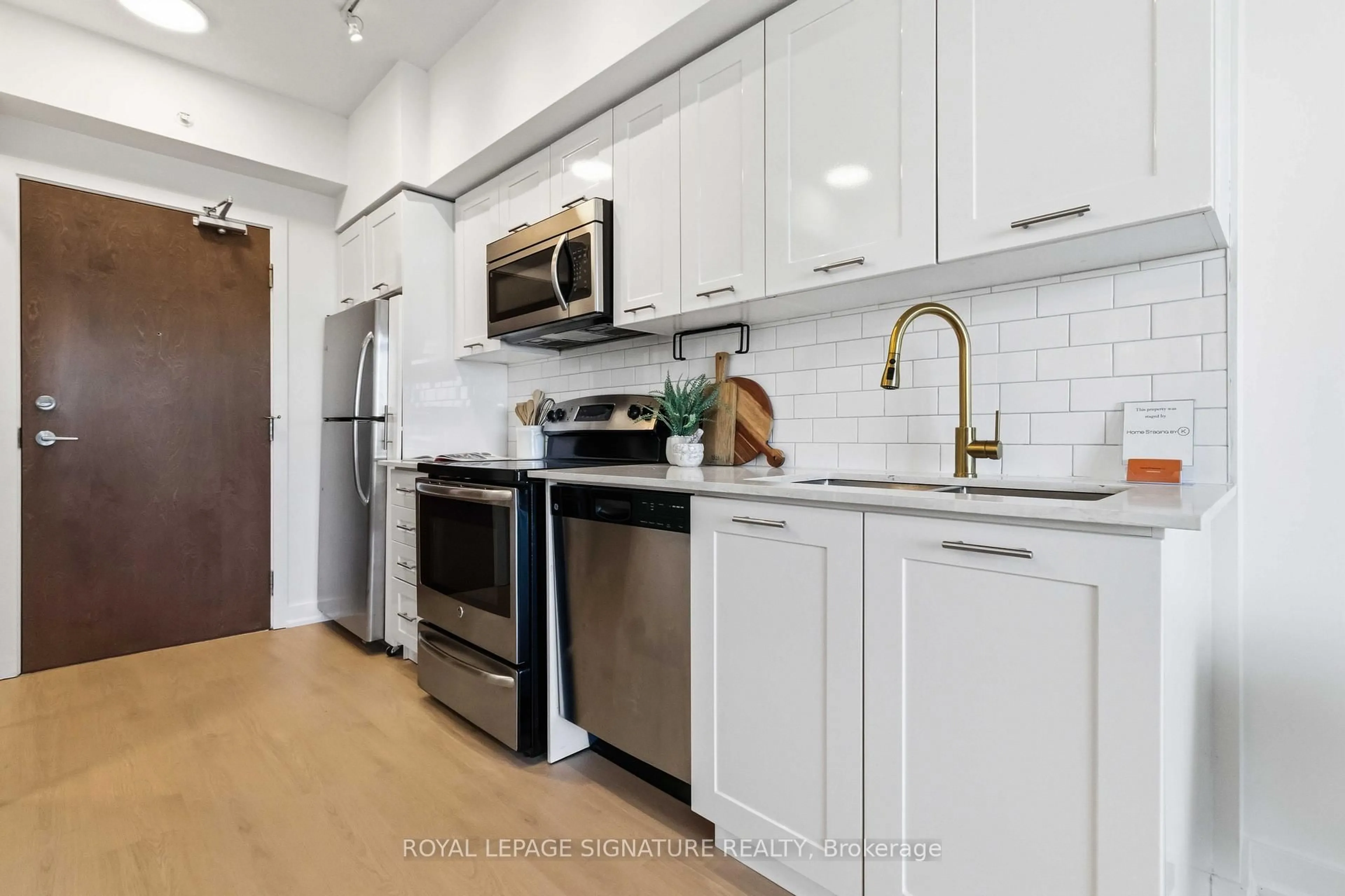 Unknown for 2212 Lake Shore Blvd #3604, Toronto Ontario M8V 0C2
