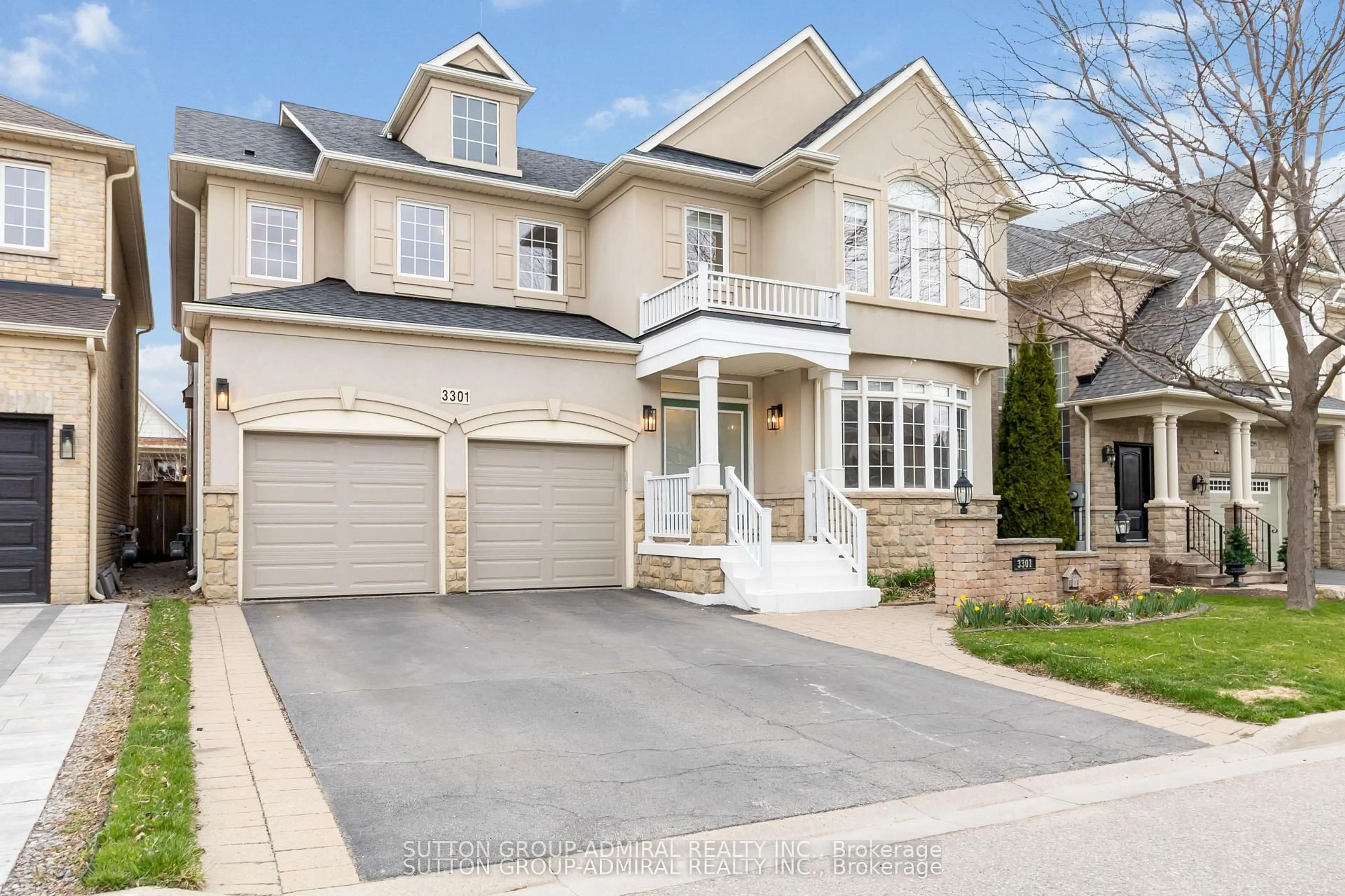 Home with brick exterior material, street for 3301 Skipton Lane, Oakville Ontario L6M 0K2