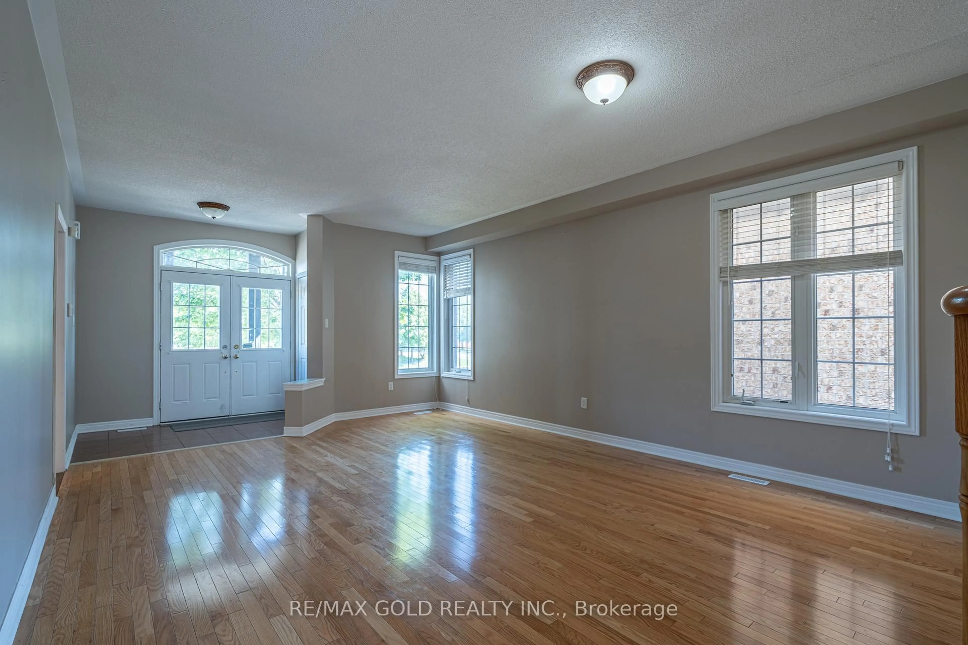 A pic of a room for 428 Father Tobin Rd, Brampton Ontario L6R 0S2