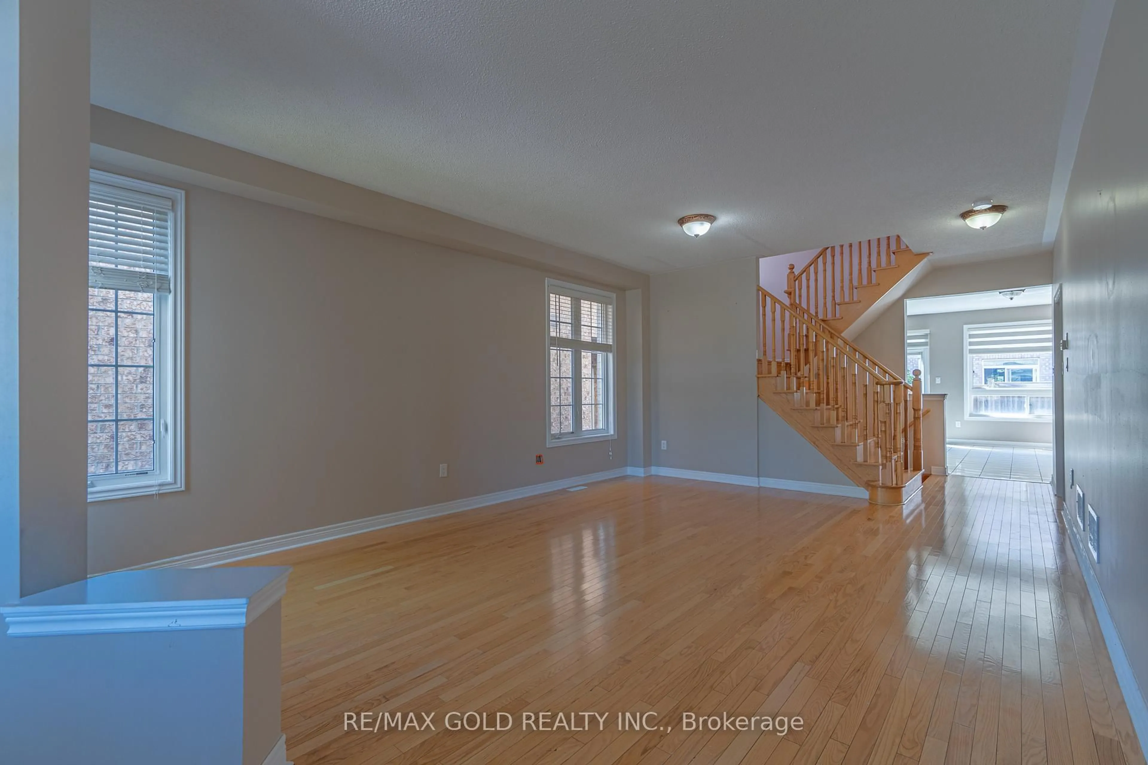 A pic of a room for 428 Father Tobin Rd, Brampton Ontario L6R 0S2