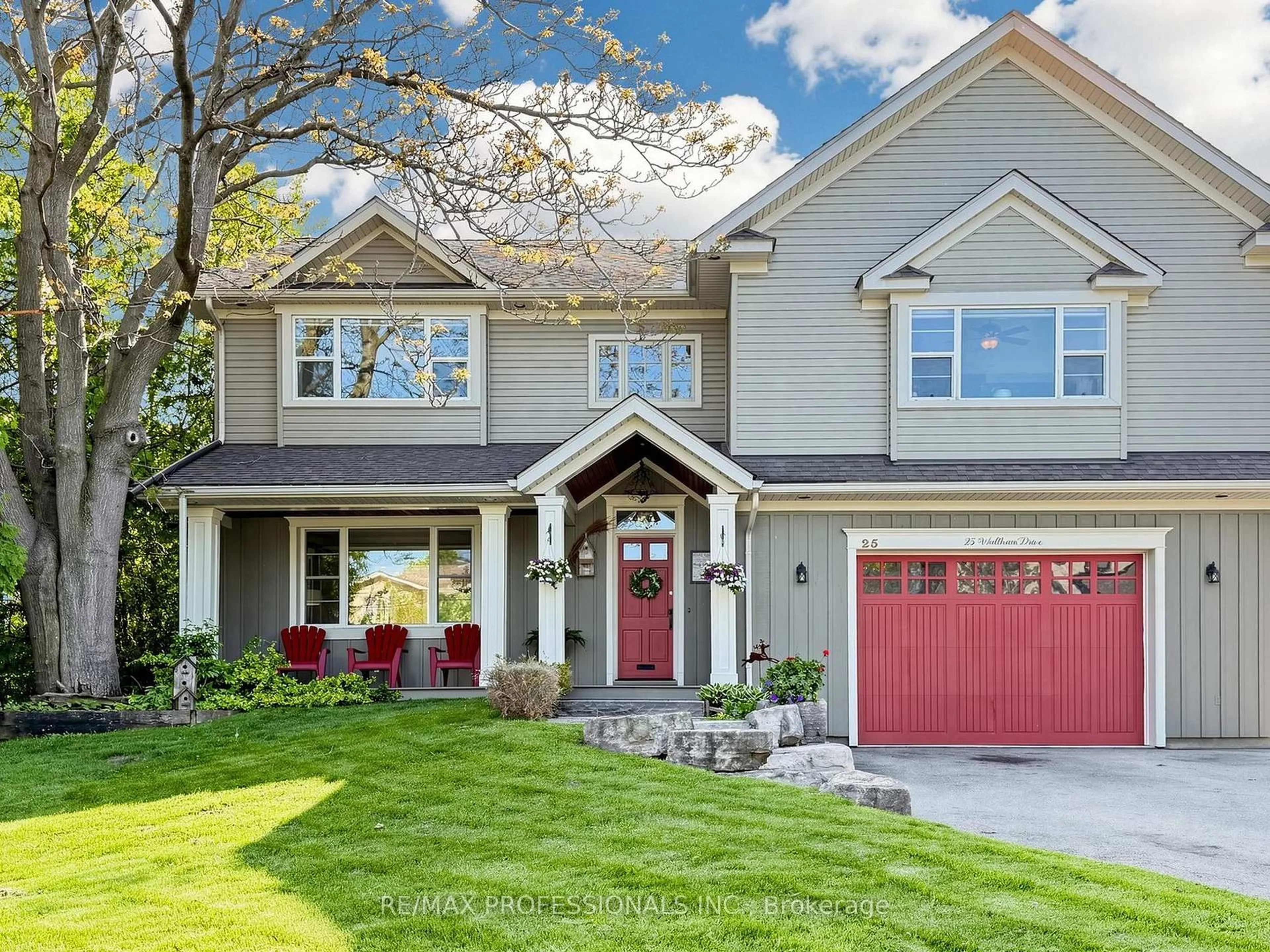 Home with vinyl exterior material, street for 25 Waltham Dr, Toronto Ontario M9V 1S6