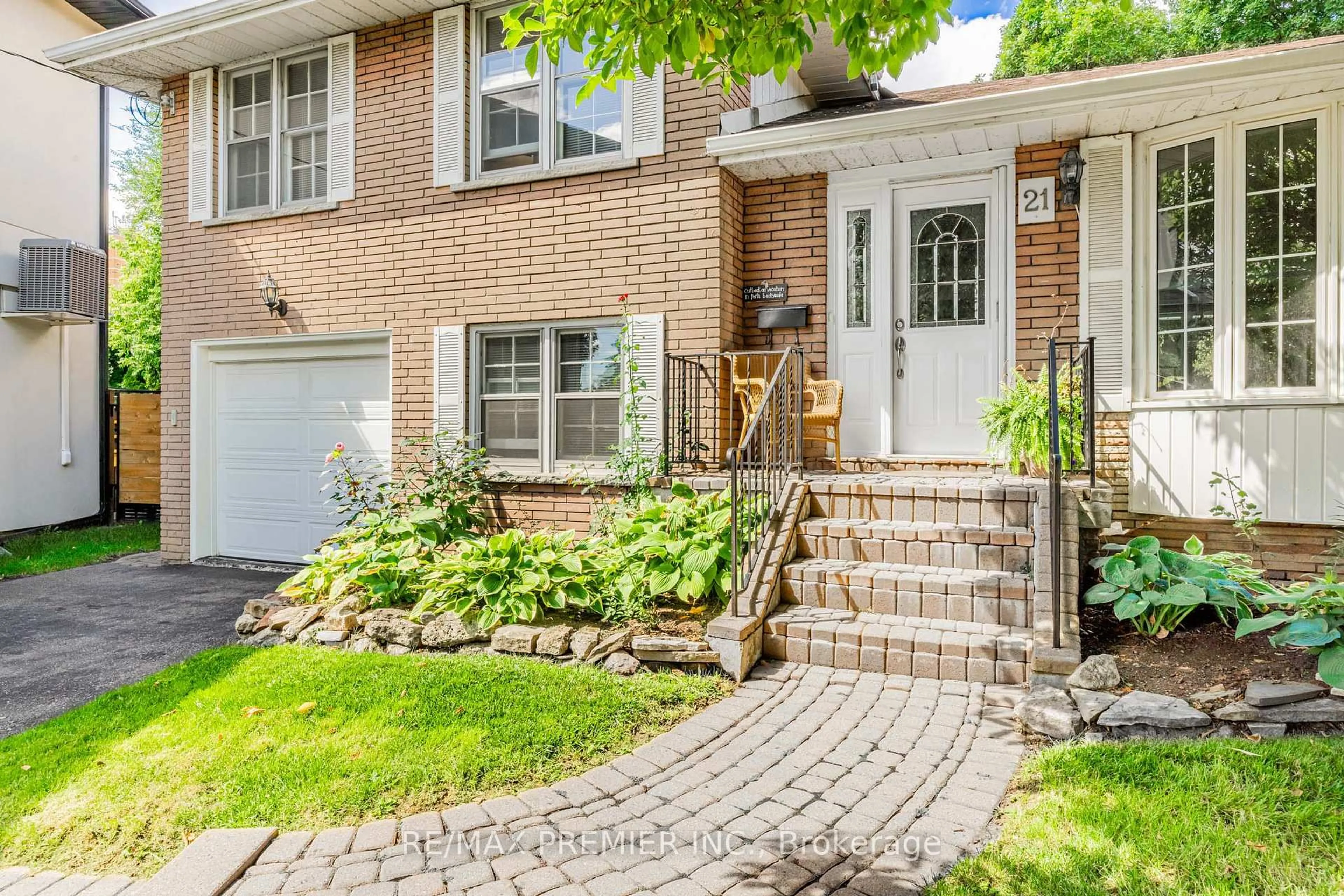 Home with brick exterior material, street for 21 Halbadier Pl, Toronto Ontario M9B 2H4