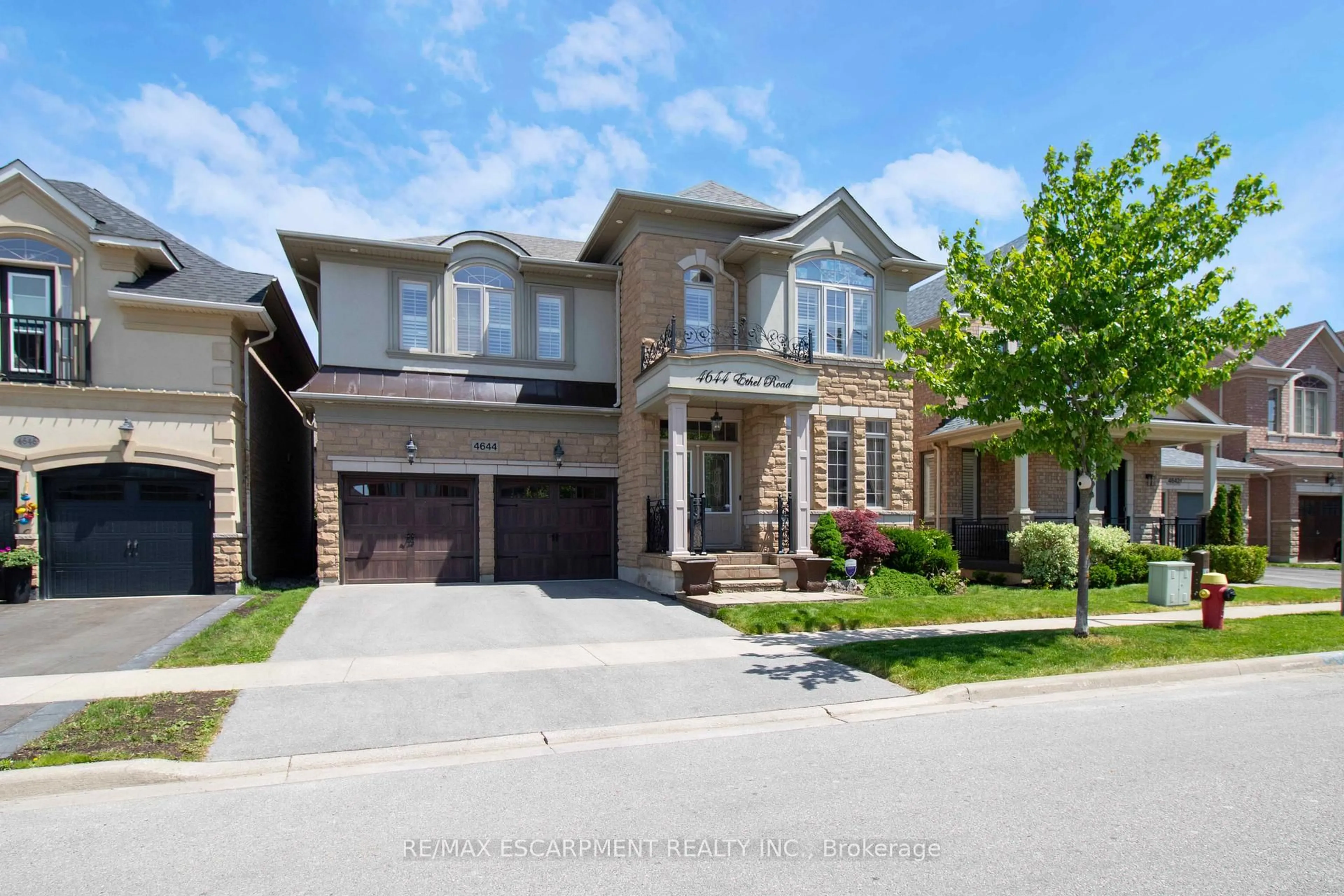 Home with brick exterior material, street for 4644 Ethel Rd, Burlington Ontario L7M 0E4