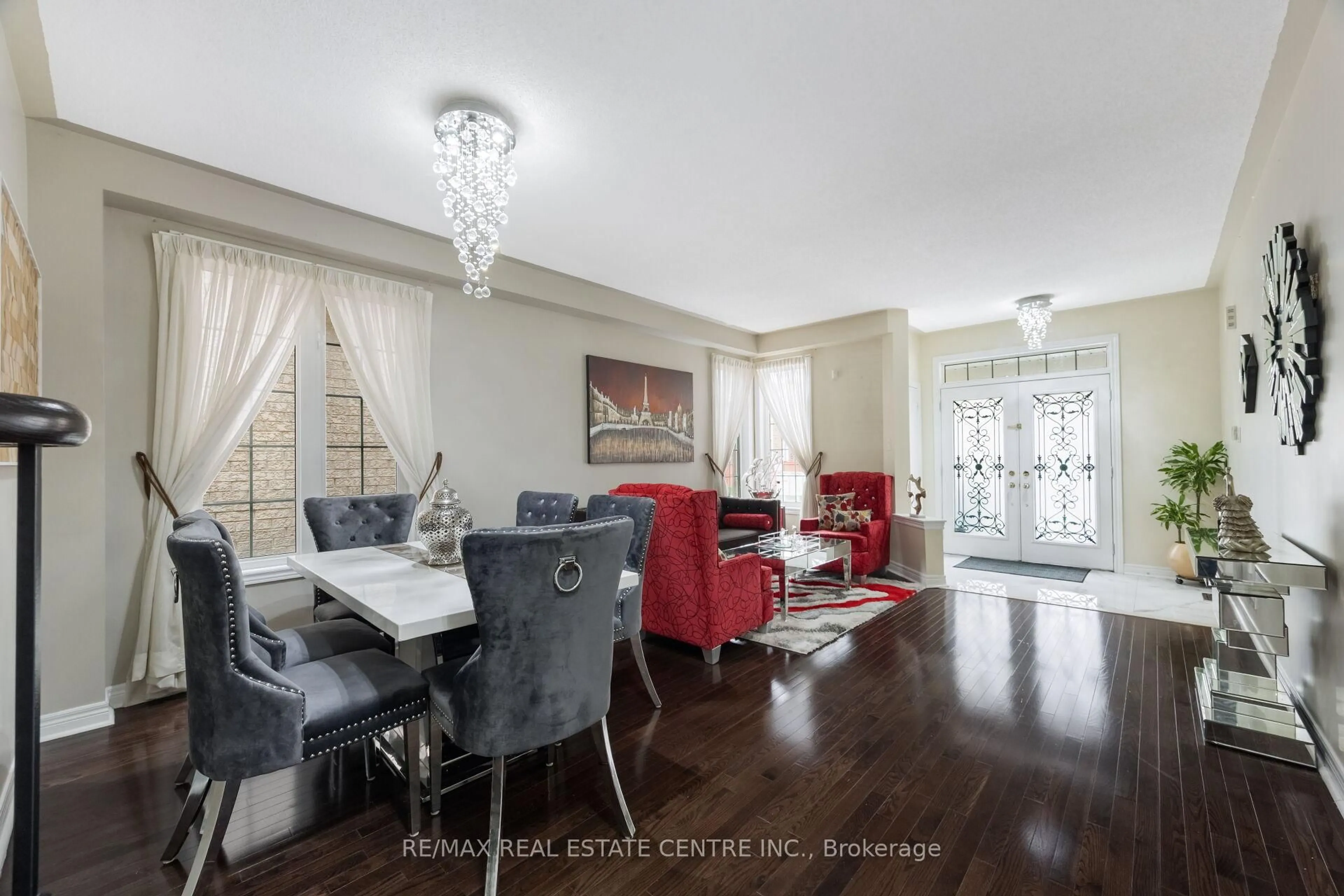 Dining room, unknown for 23 Addiscott St, Brampton Ontario L6R 0Y2