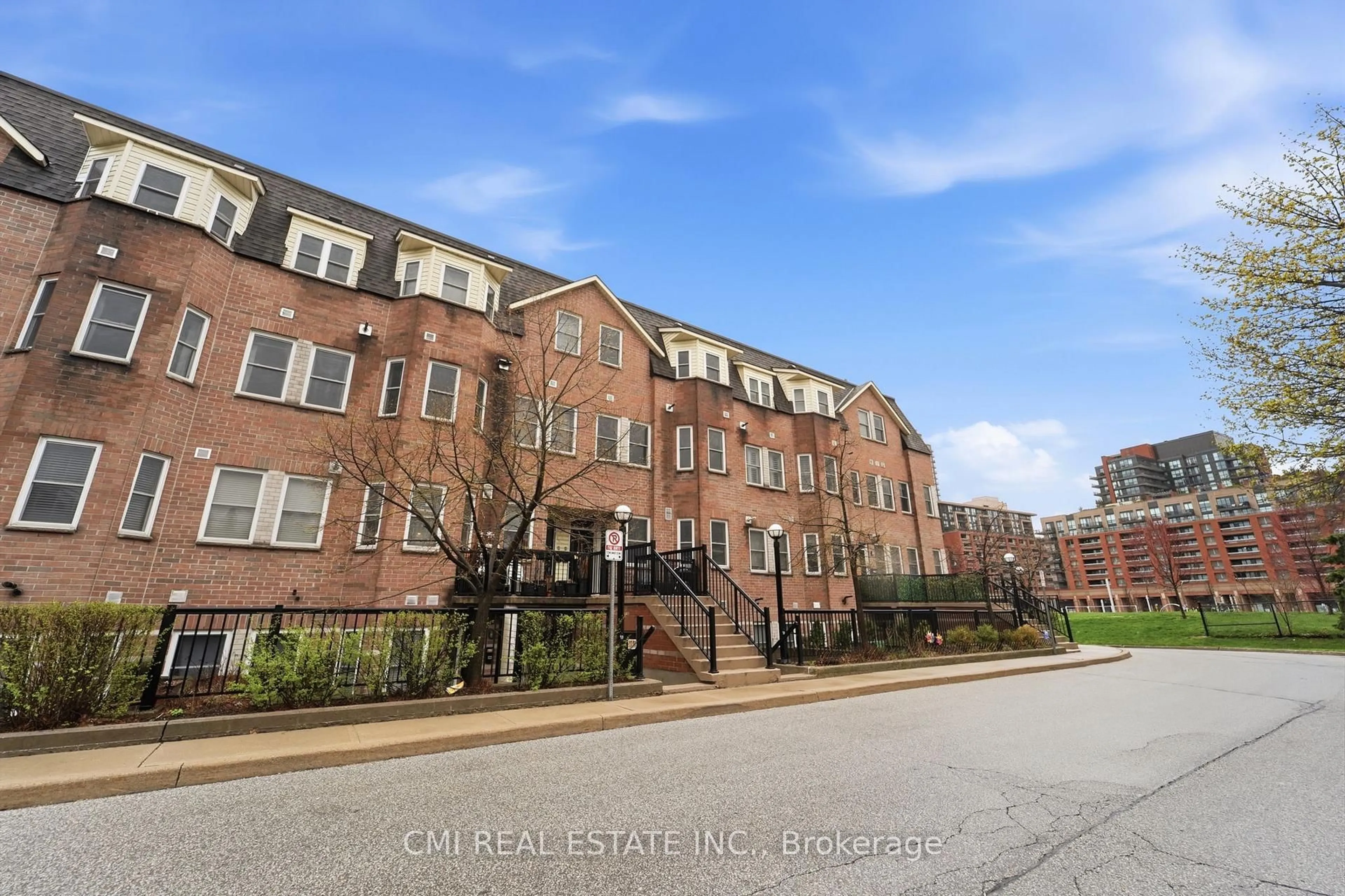 A pic from outside/outdoor area/front of a property/back of a property/a pic from drone, street for 760 Lawrence Ave #164, Toronto Ontario M6A 3E7