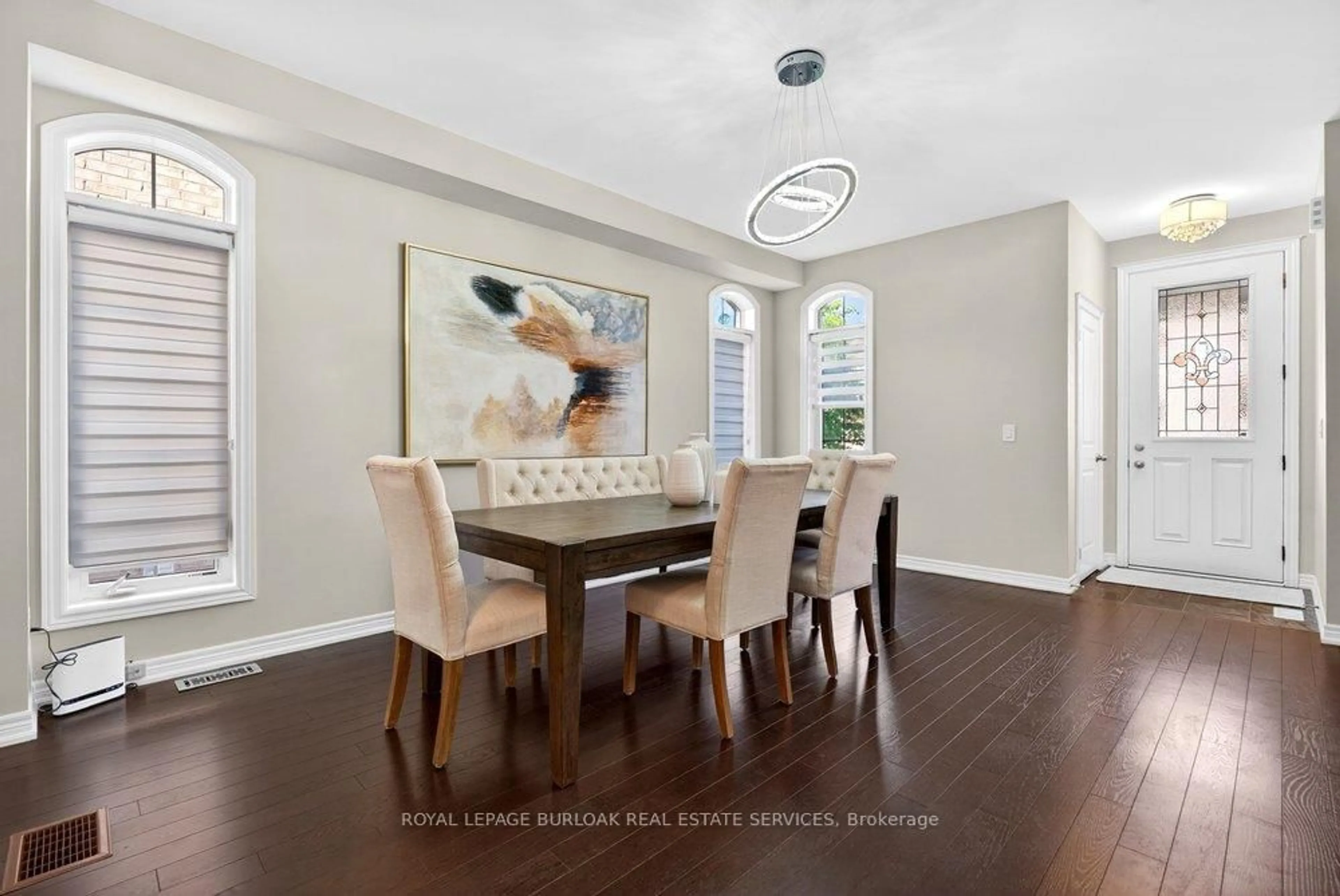 Dining room, wood/laminate floor for 523 Terrace Way, Oakville Ontario L6M 1N5