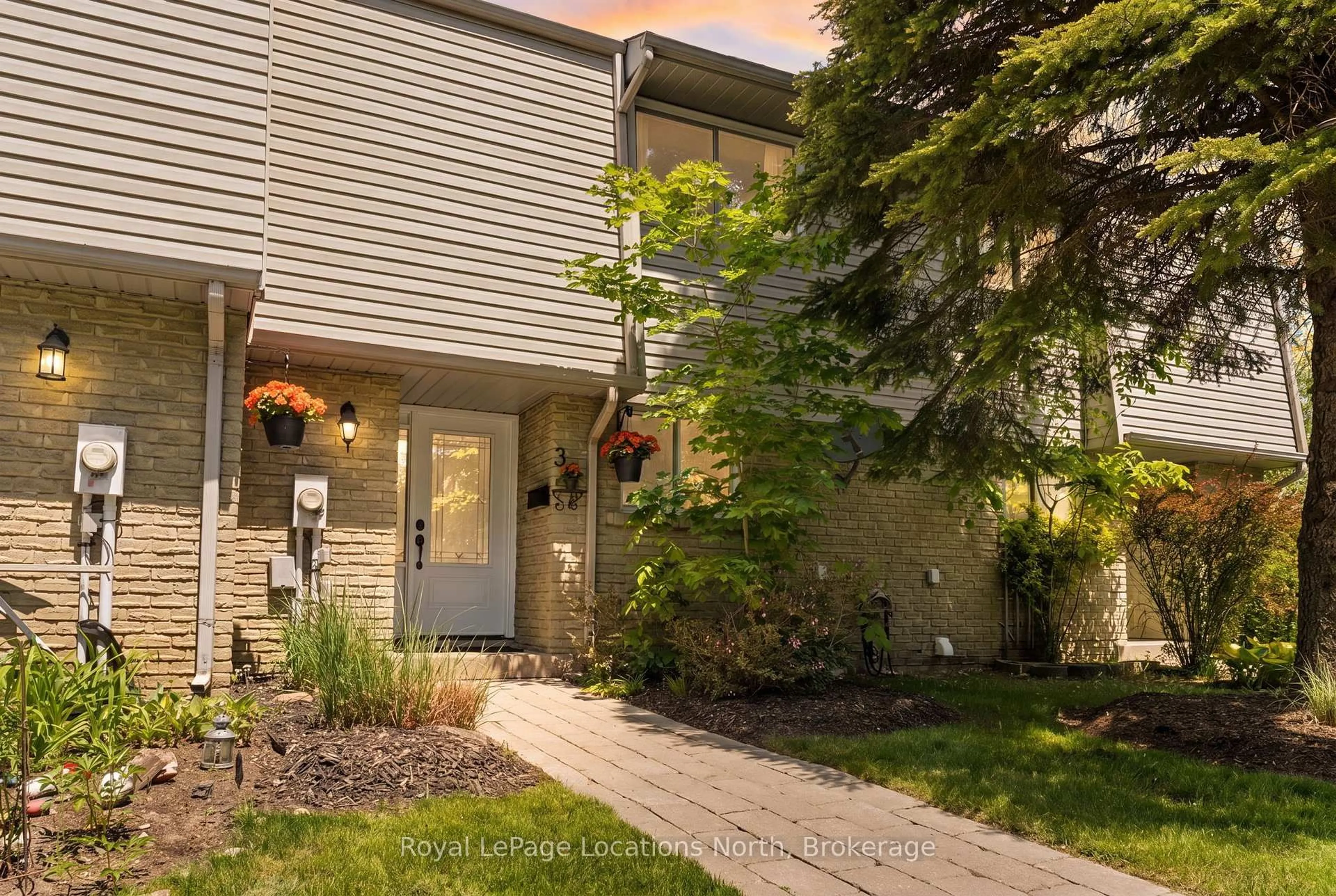 Unknown for 3 Orange Mill Crt #49, Orangeville Ontario L9W 3R7