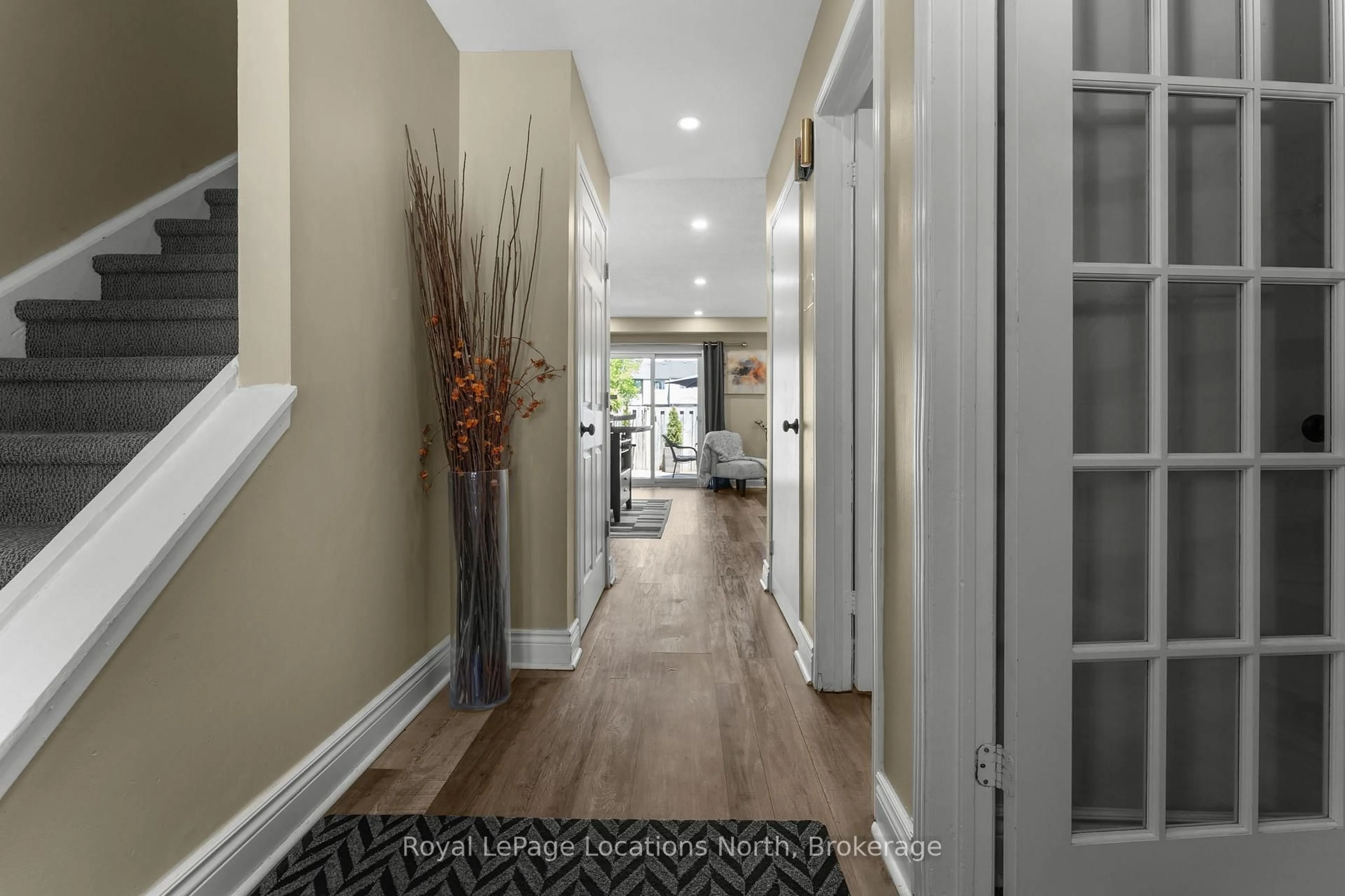 Indoor entryway for 3 Orange Mill Crt #49, Orangeville Ontario L9W 3R7