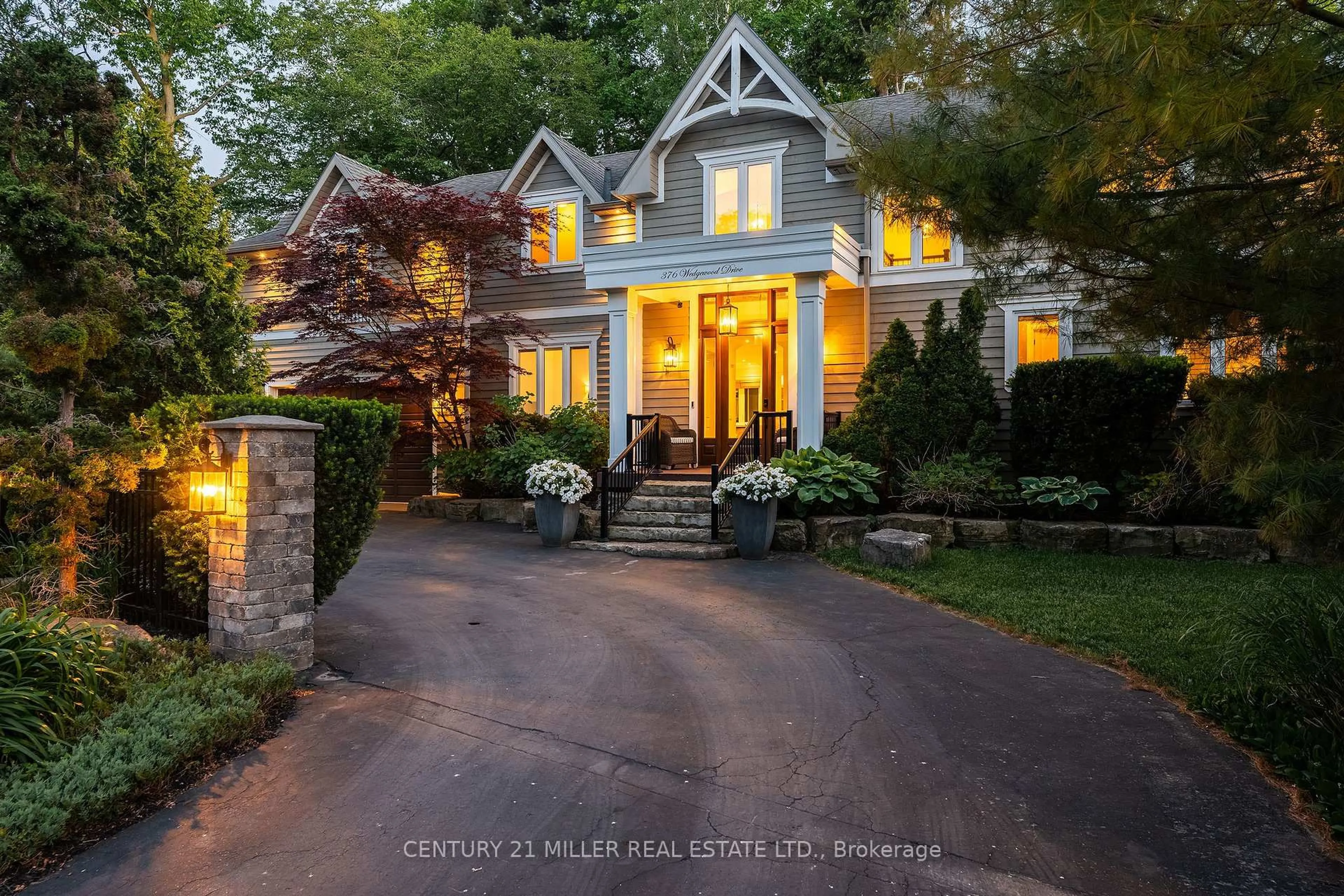 Unknown for 376 Wedgewood Dr, Oakville Ontario L6J 4S1