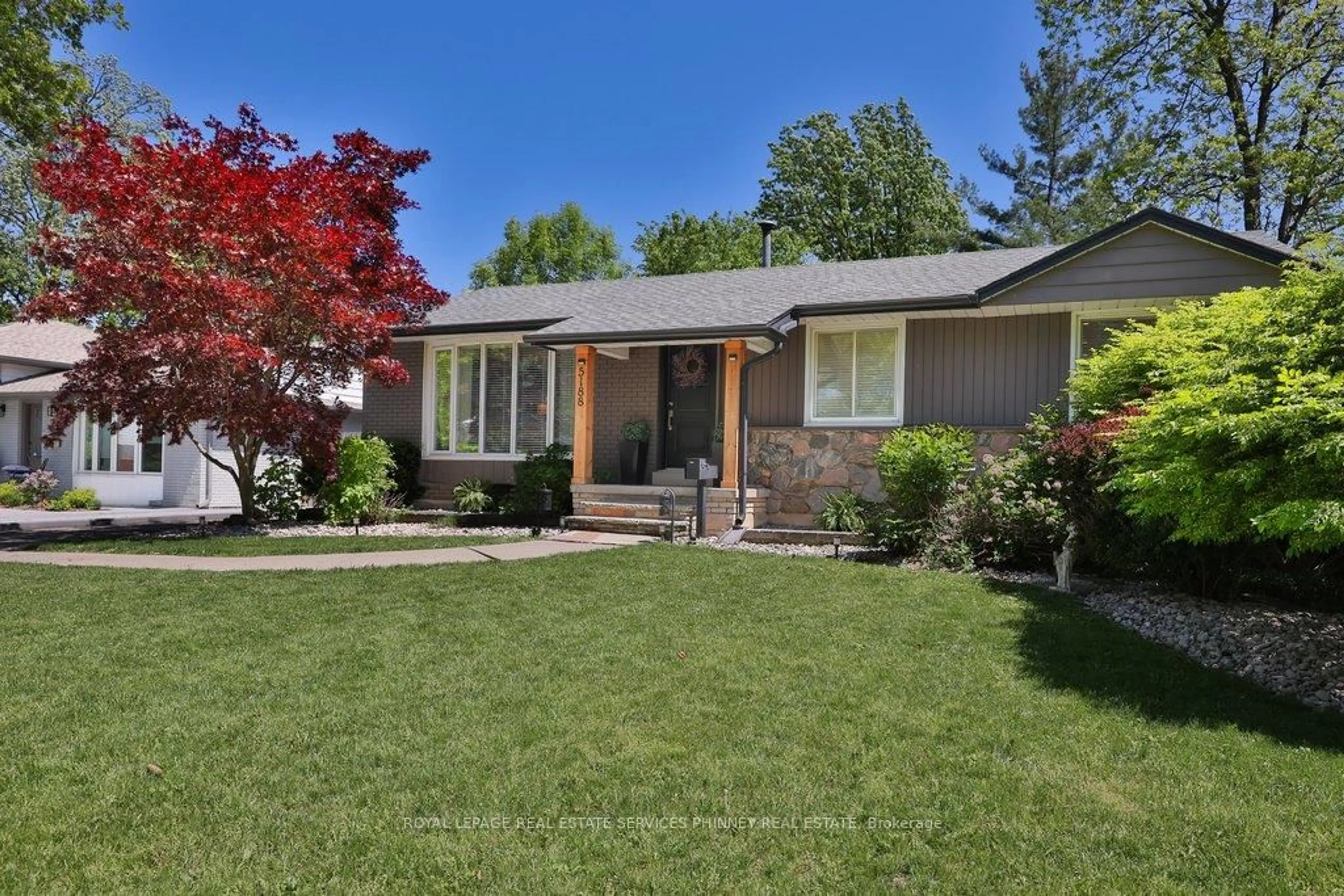 Unknown for 5188 Meadowhill Rd, Burlington Ontario L7L 3L1