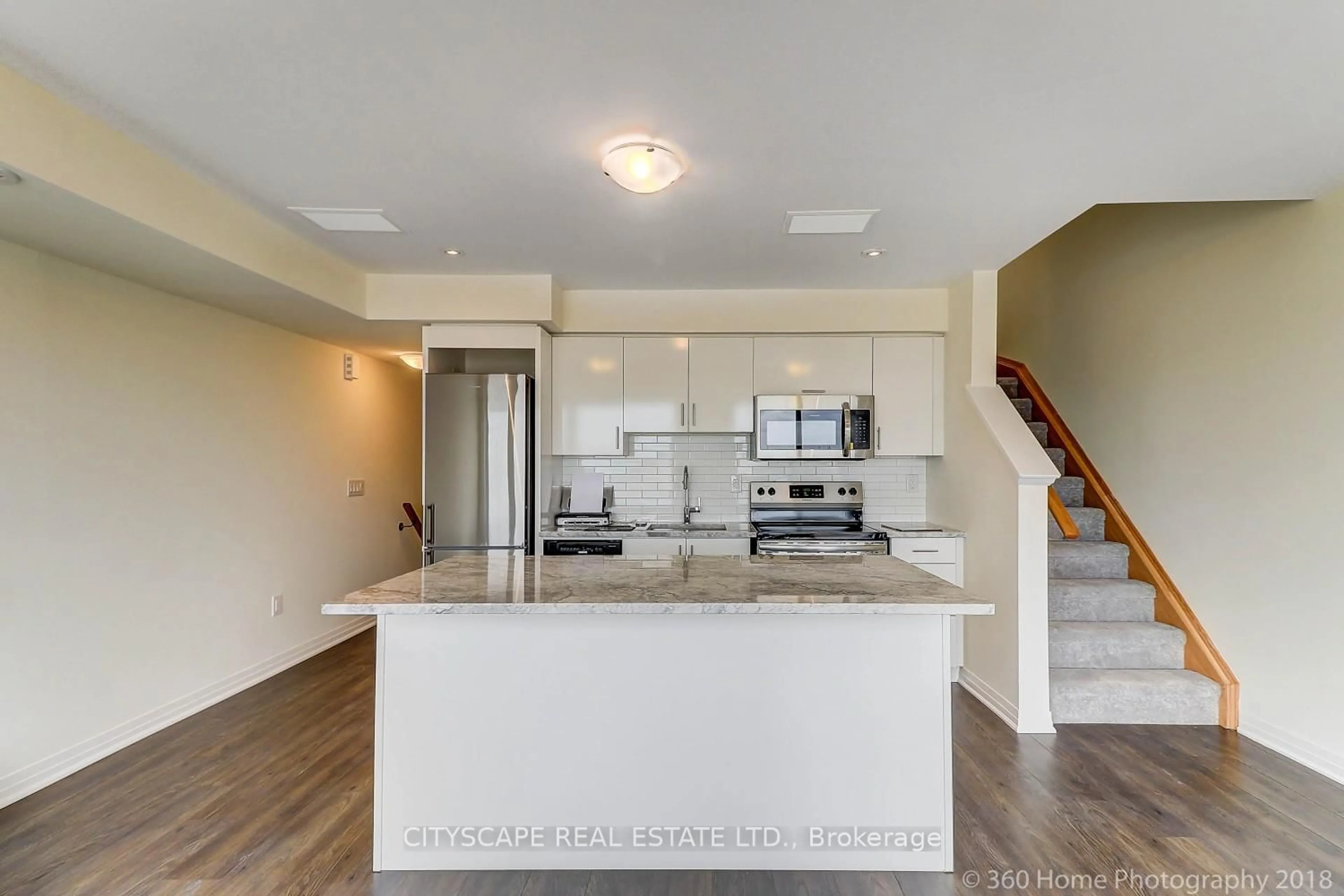 Open concept kitchen, unknown for 142 William Duncan Rd #4, Toronto Ontario M3K 0C1
