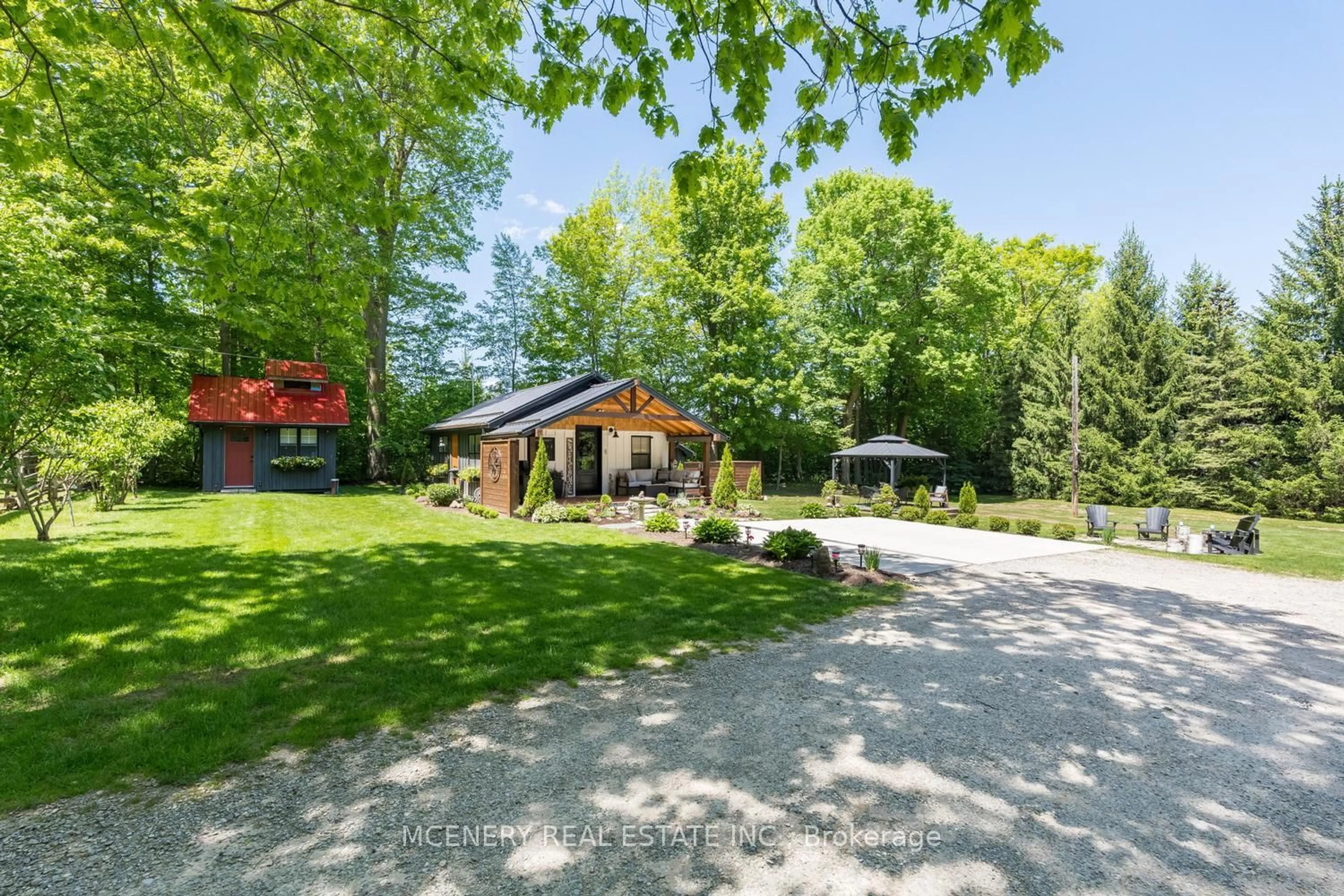 A pic from outside/outdoor area/front of a property/back of a property/a pic from drone, unknown for 13787 9TH Line, Halton Hills Ontario L7G 4S8