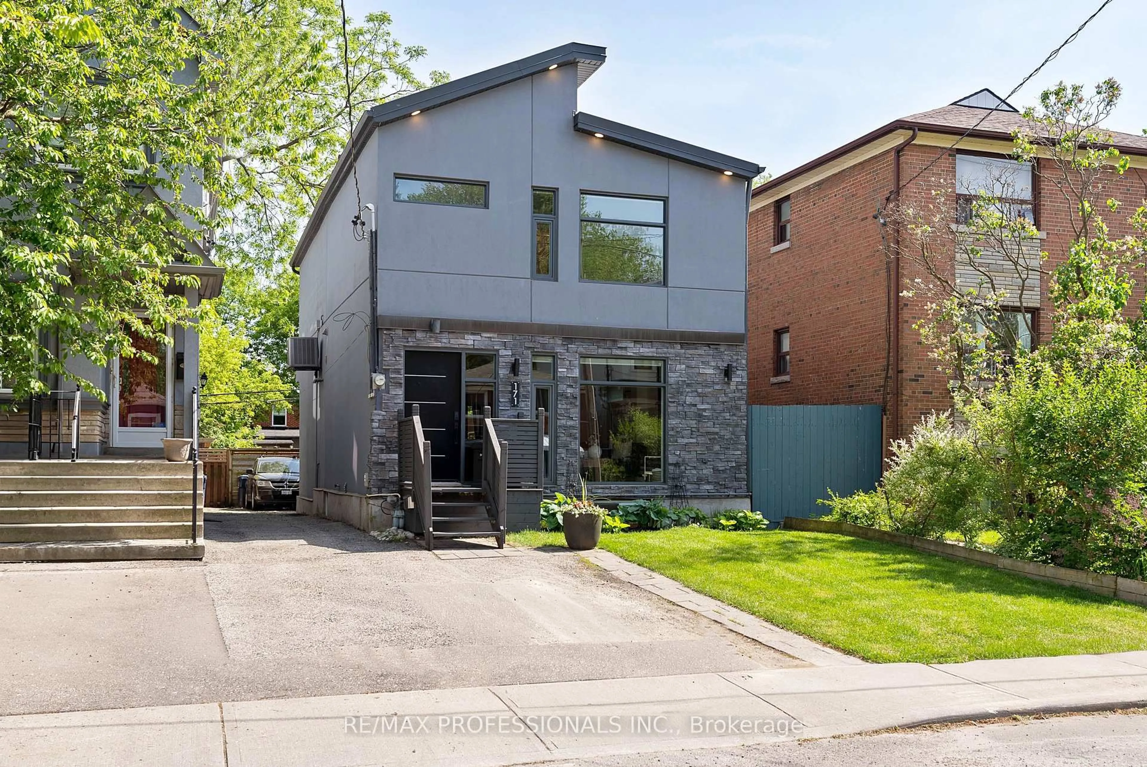 Home with brick exterior material, street for 171 Symons St, Toronto Ontario M8V 1V1