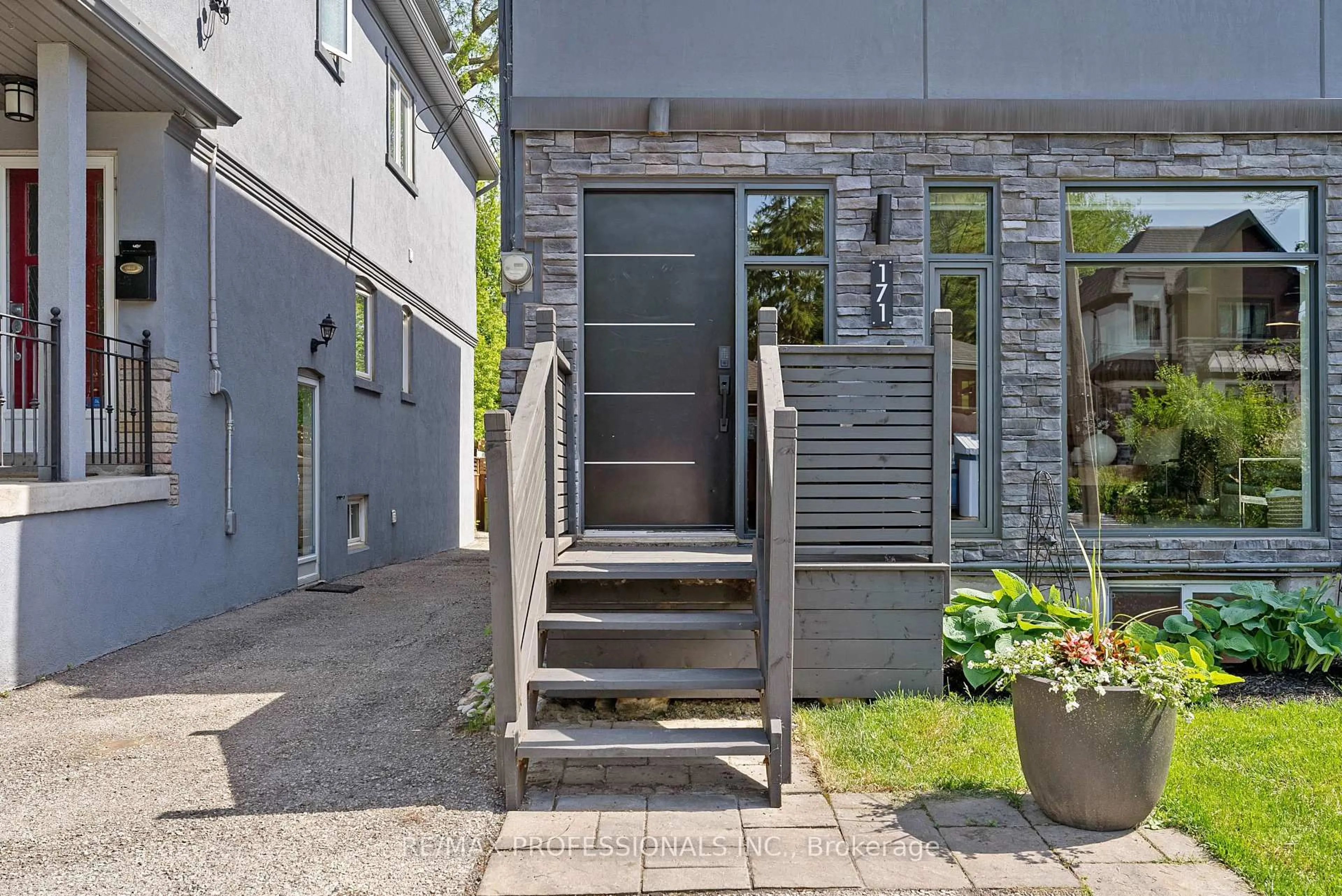 Unknown for 171 Symons St, Toronto Ontario M8V 1V1