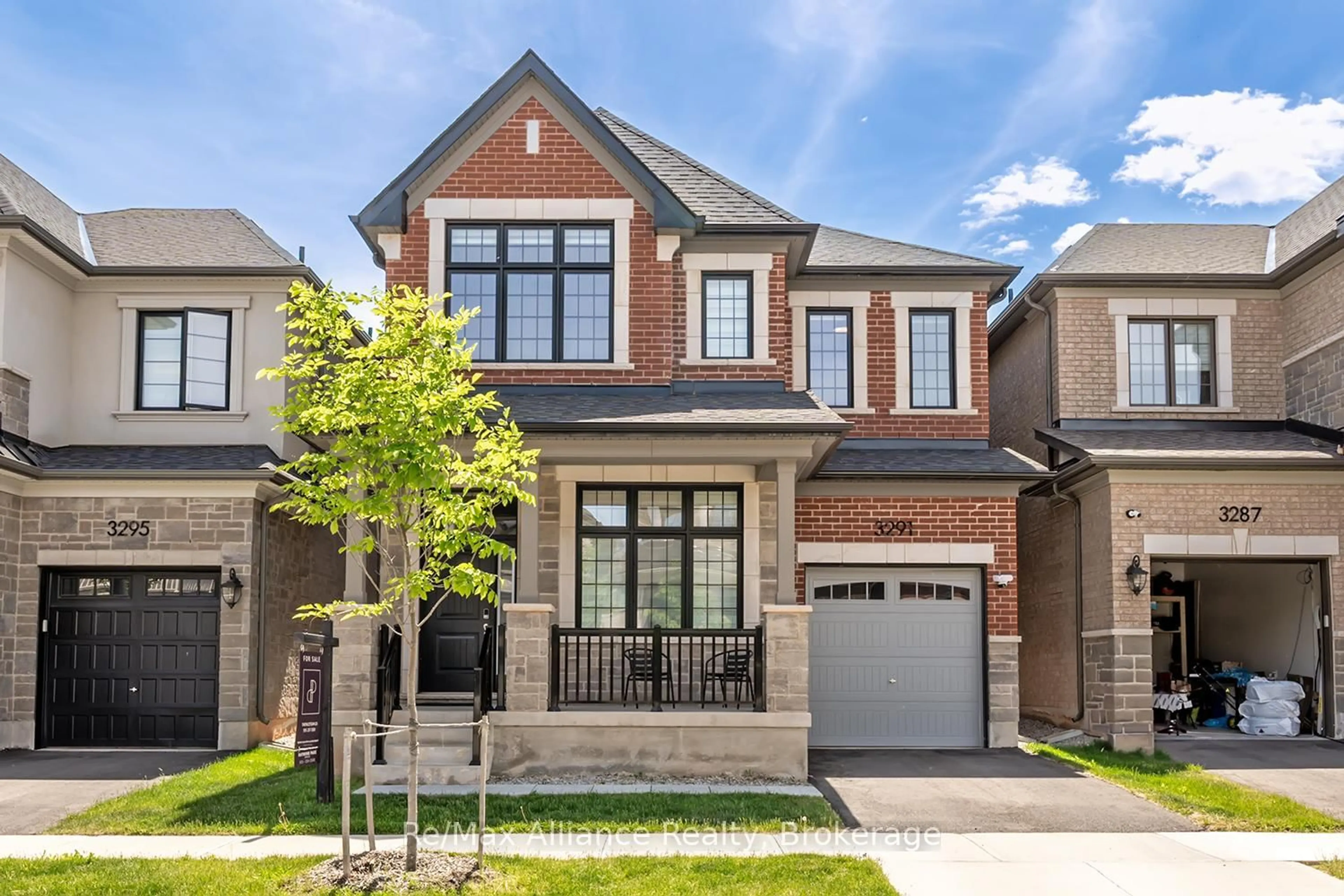 Home with brick exterior material, street for 3291 Harasym Tr, Oakville Ontario L6M 5N6